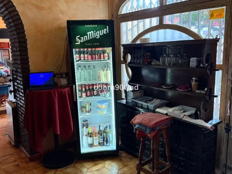EXCLUSIVE RESTAURANT TRANSFER – PRIME LOCATION