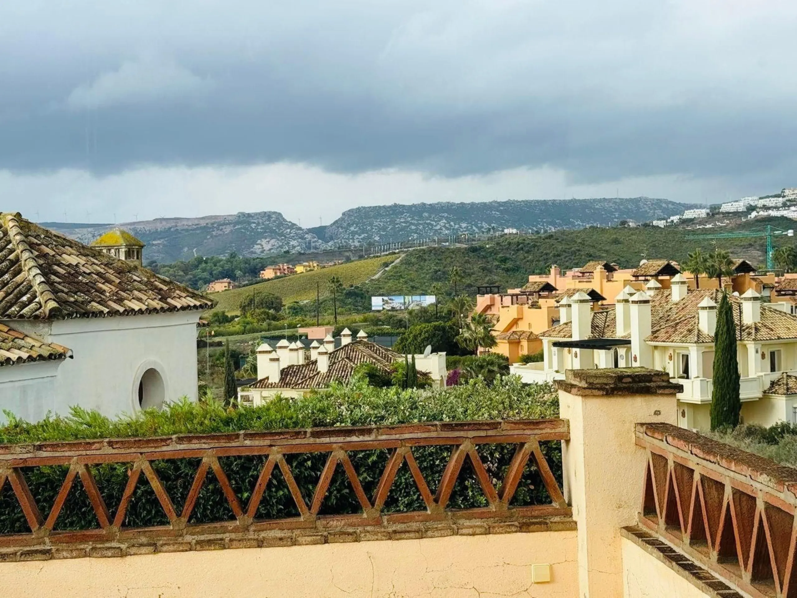 Exclusive opportunity in Casares.