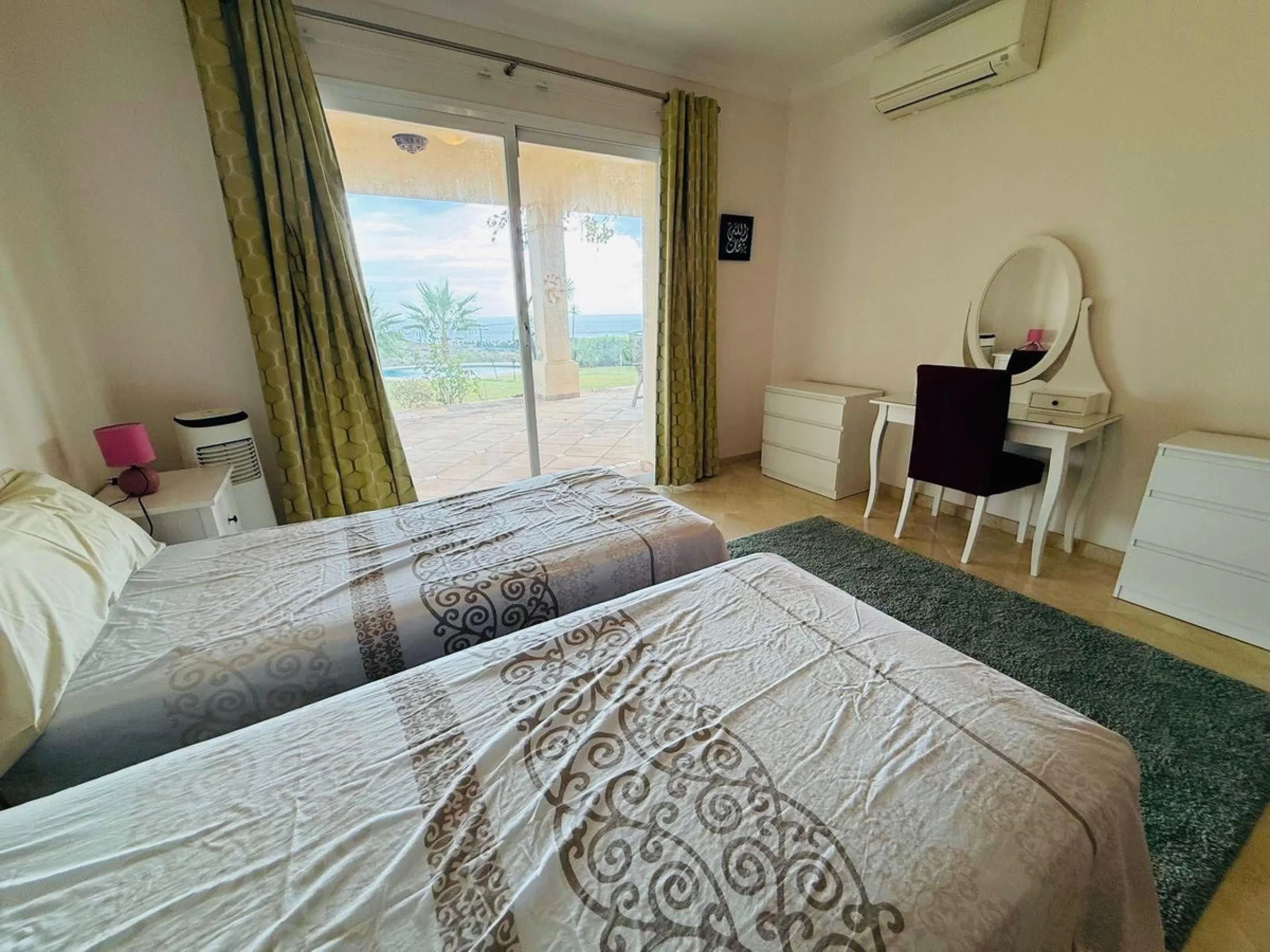 Exclusive opportunity in Casares.