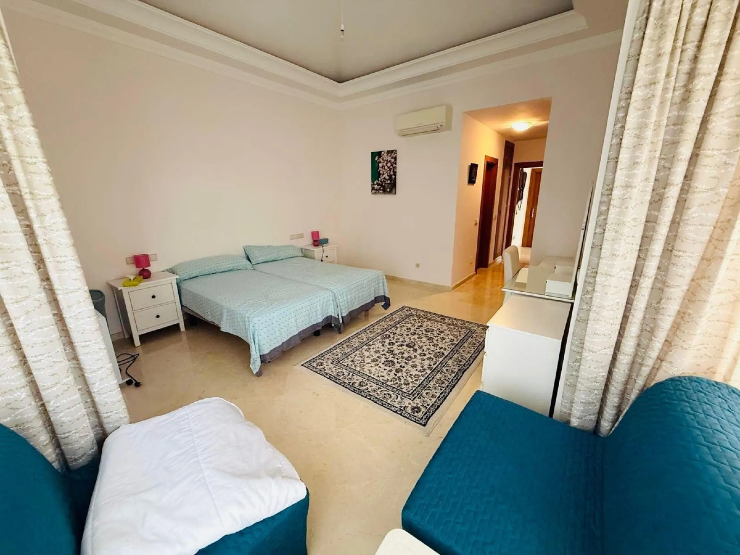 Exclusive opportunity in Casares.