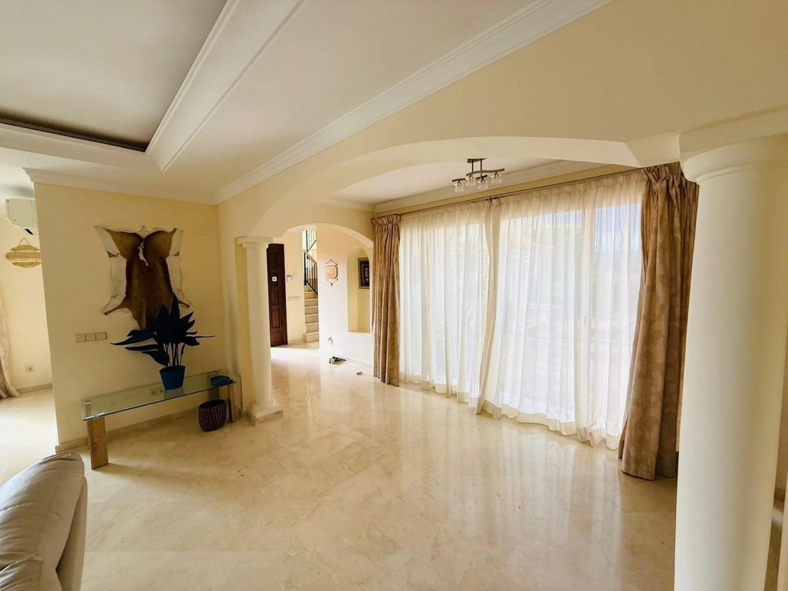 Exclusive opportunity in Casares.