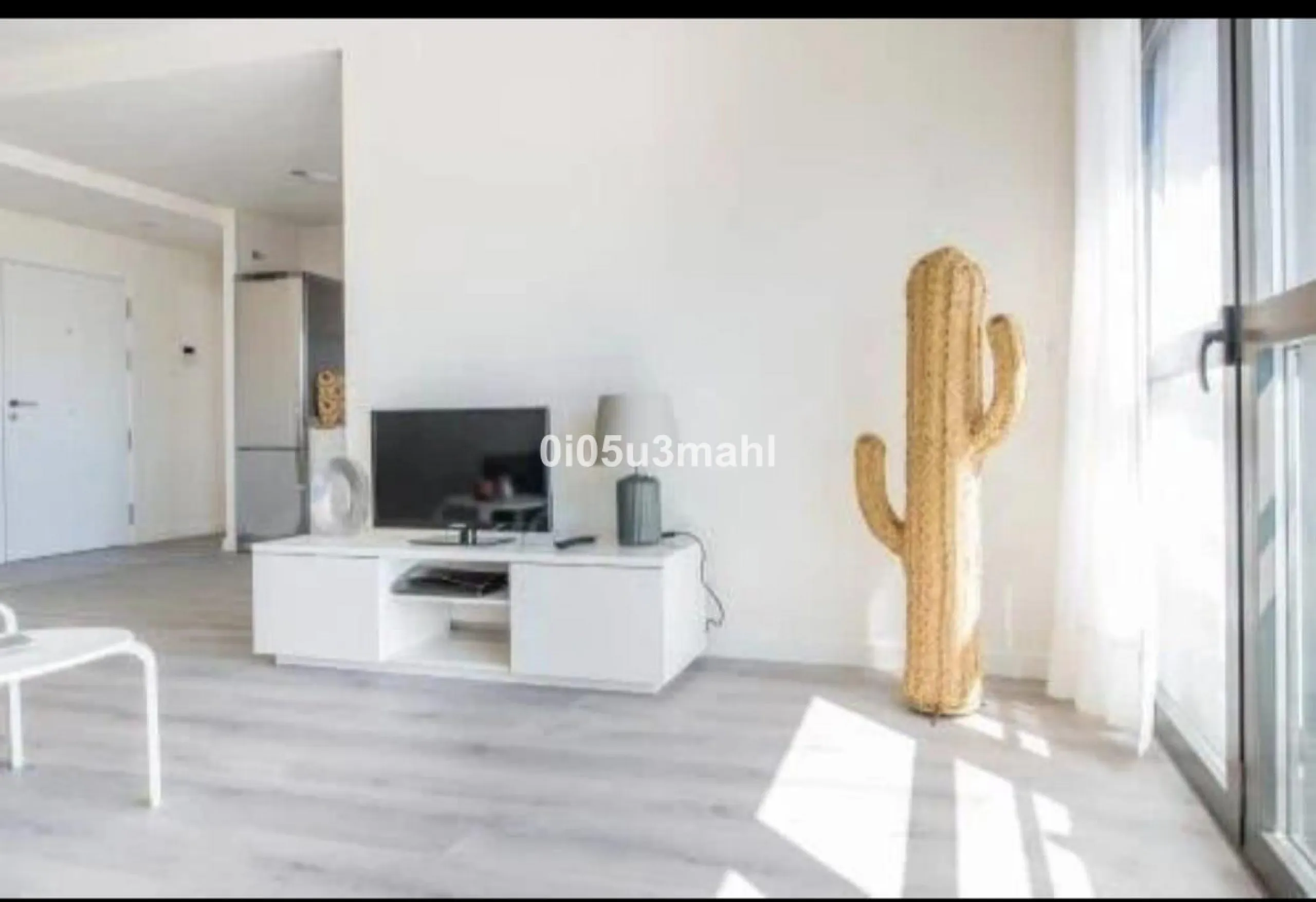 Apartment - Middle Floor Apartment в продаже в Málaga, Málaga. В доме 2 спален и 1 ванных комнат. Площадь дома 75 м²