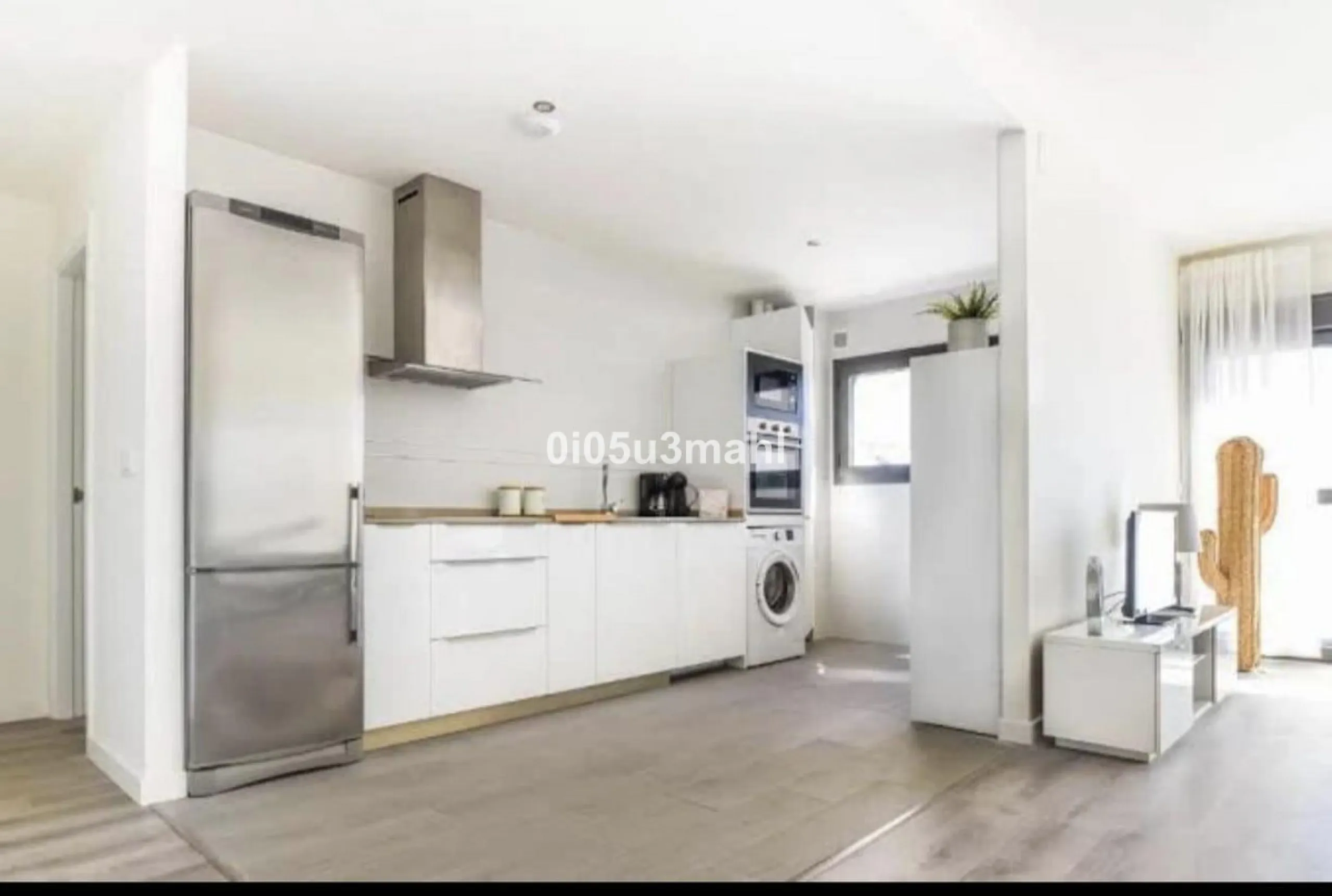 Apartment - Middle Floor Apartment в продаже в Málaga, Málaga. В доме 2 спален и 1 ванных комнат. Площадь дома 75 м²