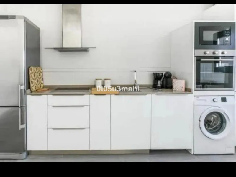 Apartment - Middle Floor Apartment в продаже в Málaga, Málaga. В доме 2 спален и 1 ванных комнат. Площадь дома 75 м²