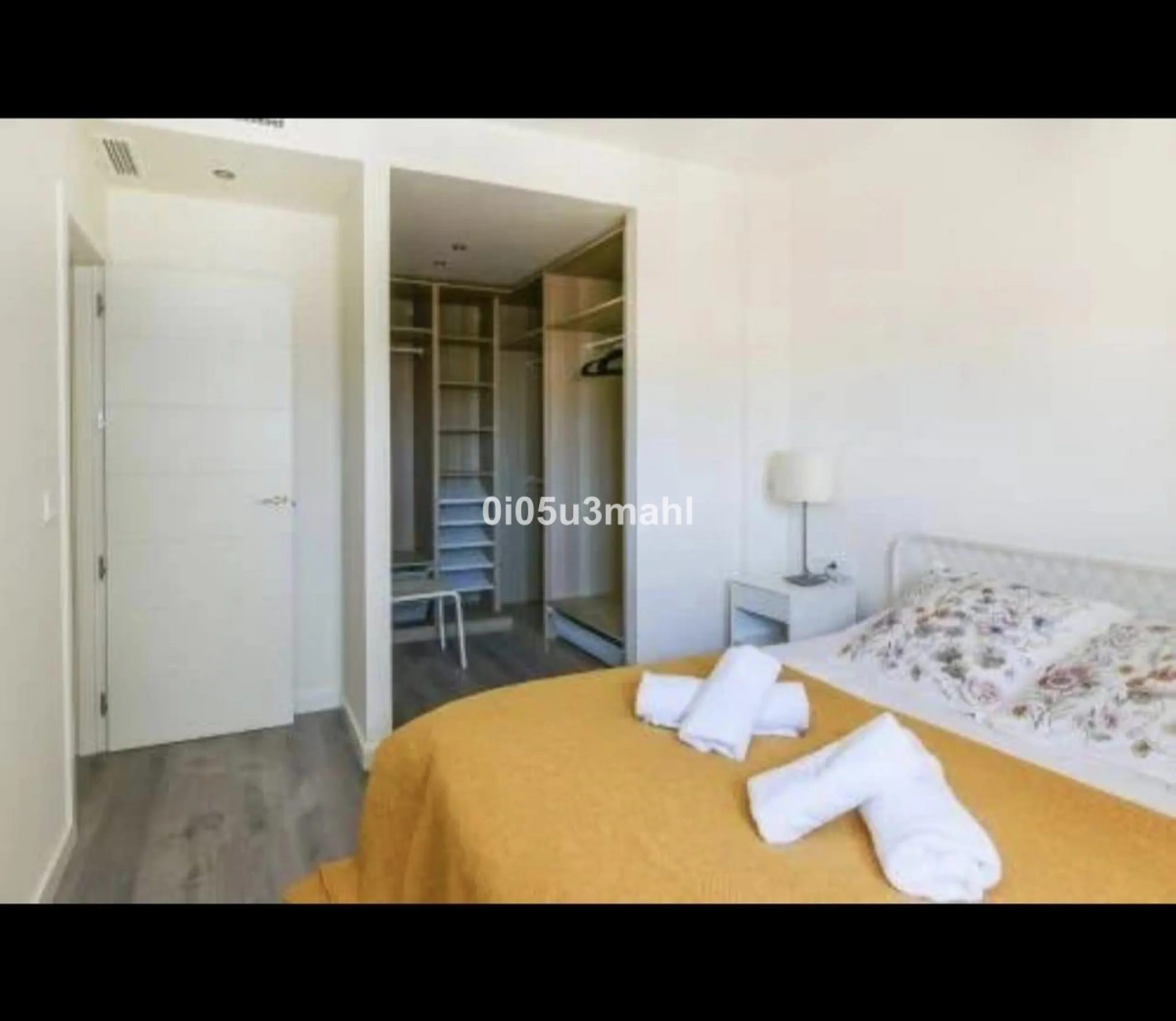 Apartment - Middle Floor Apartment в продаже в Málaga, Málaga. В доме 2 спален и 1 ванных комнат. Площадь дома 75 м²