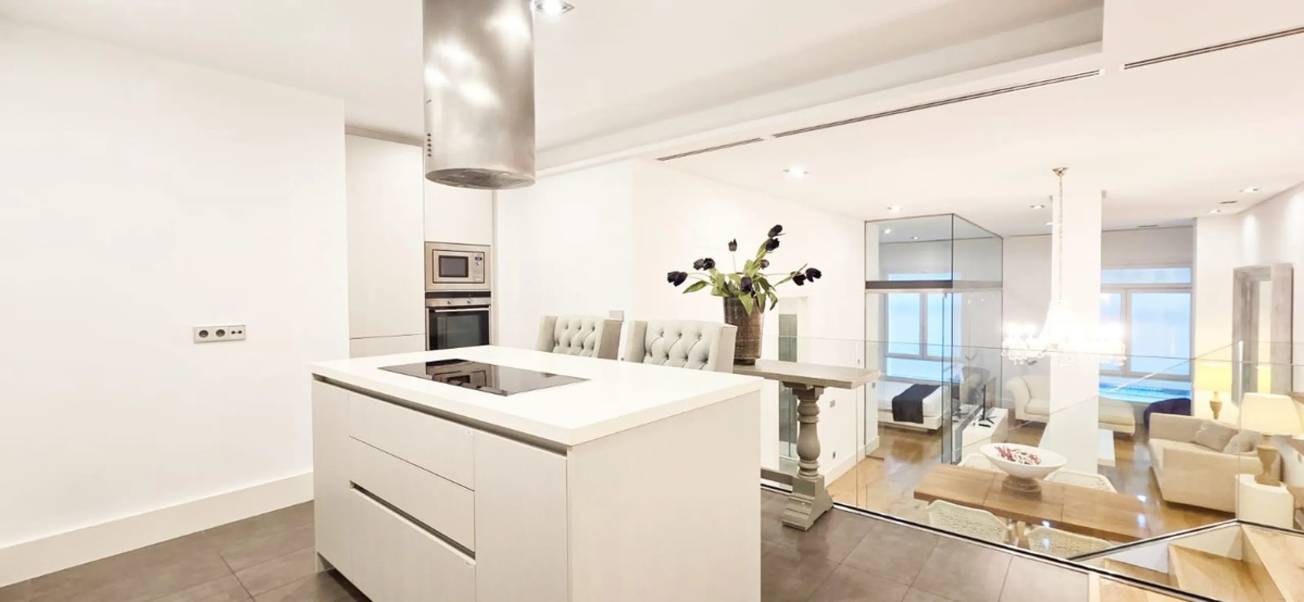 Luxury loft with tourist licence in Málaga city centre: high profitability and a secure investment