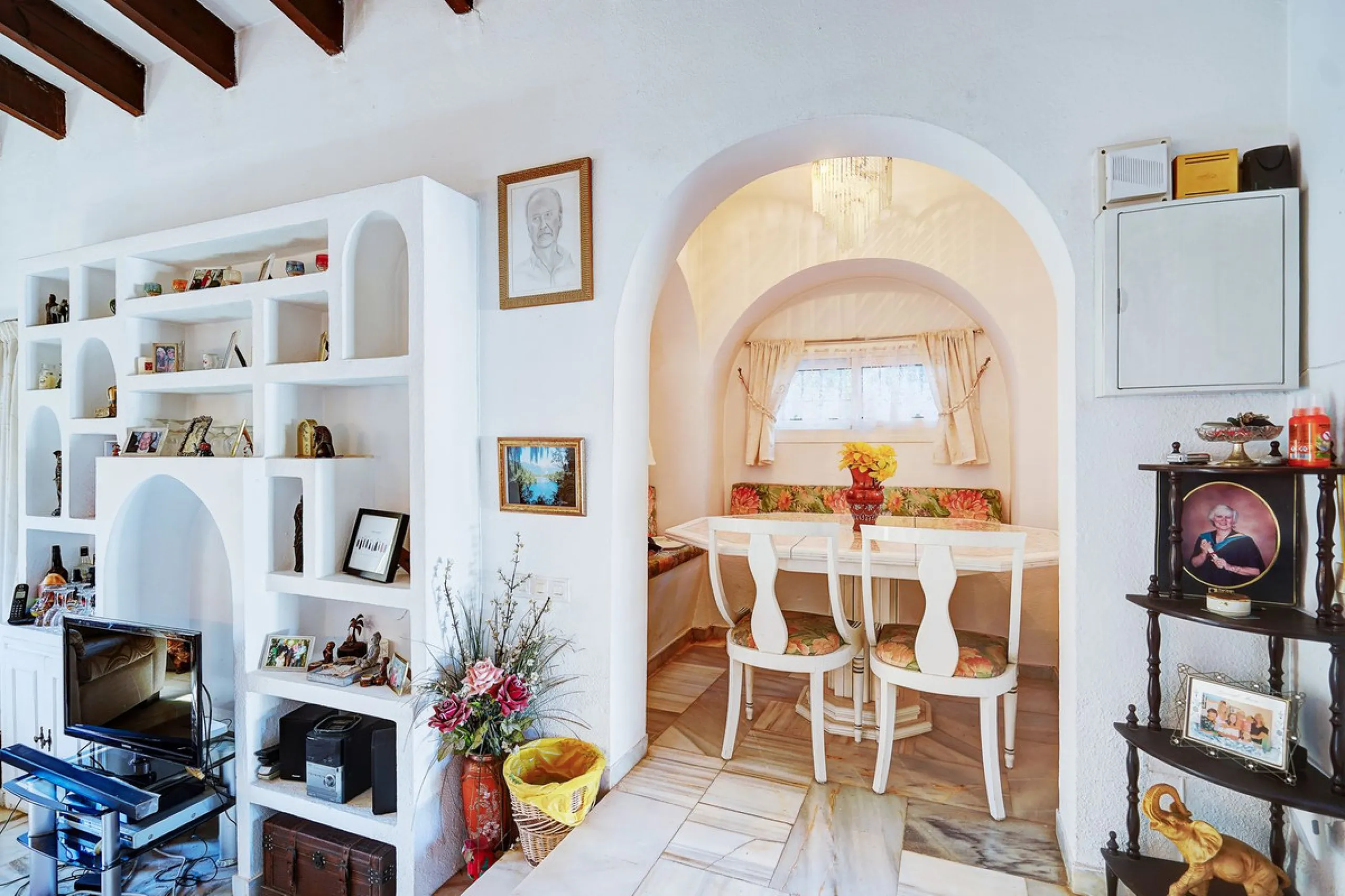 House - Detached Villa в продаже в Mijas, Málaga. В доме 3 спален и 2 ванных комнат. Площадь дома 131 м². Площадь участка 600 м²