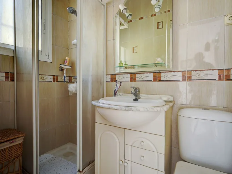 House - Detached Villa в продаже в Mijas, Málaga. В доме 3 спален и 2 ванных комнат. Площадь дома 131 м². Площадь участка 600 м²