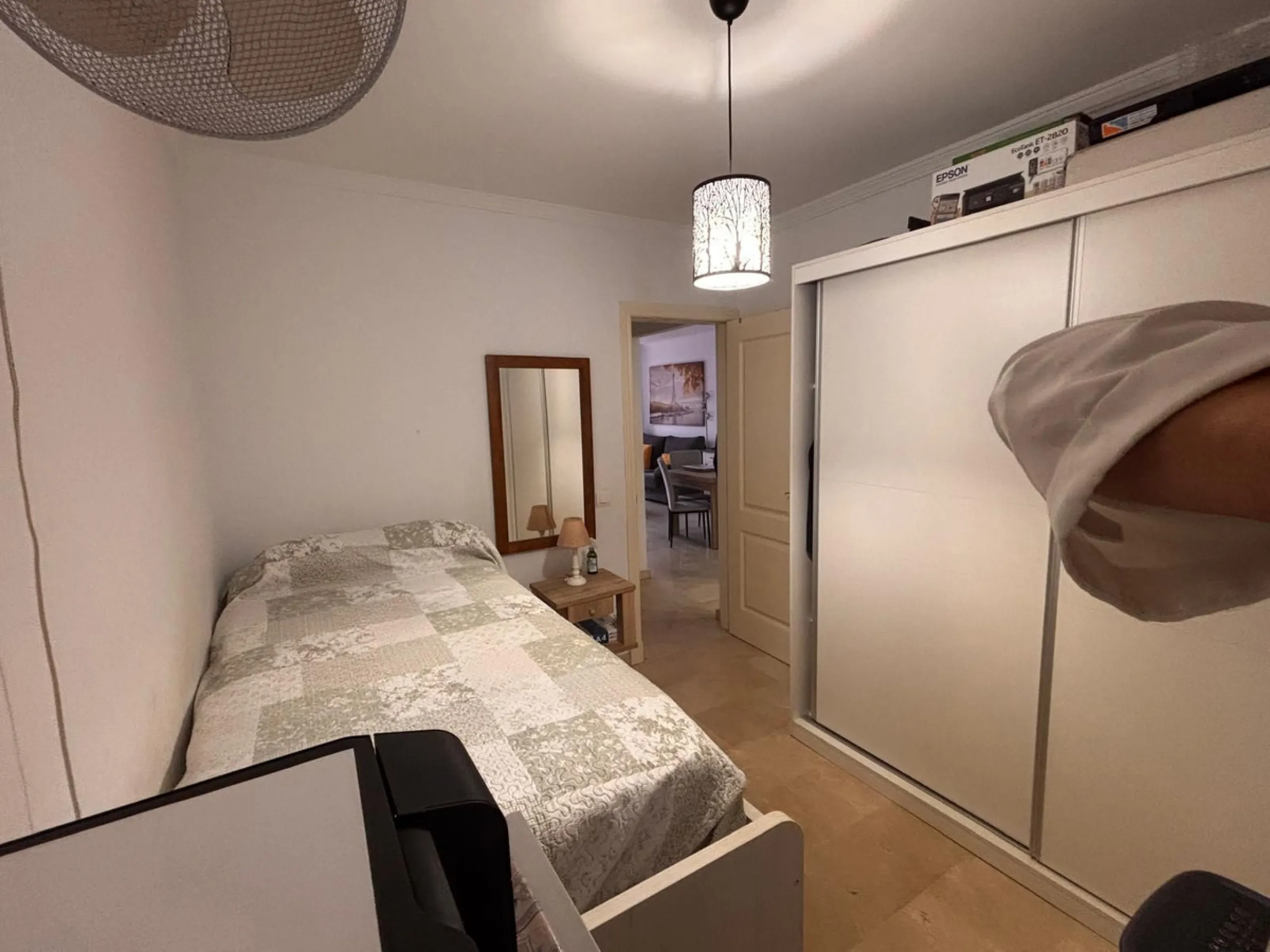 Opportunity! Penthouse with large terrace and panoramic views from east to west in Fuengirola!