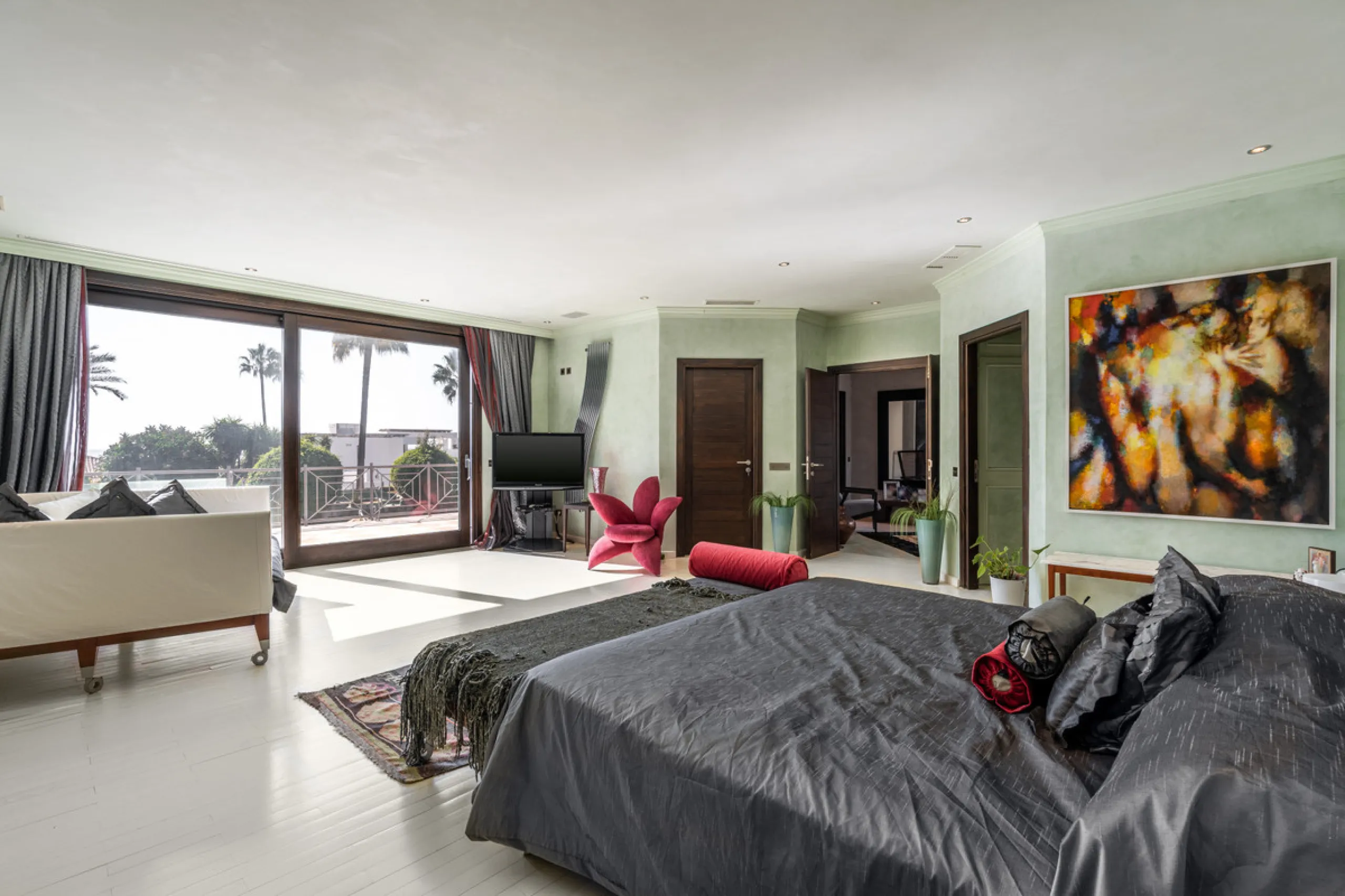 Großzügiges Privatanwesen mit Gästehäusern in Paraíso Barronal, Estepona