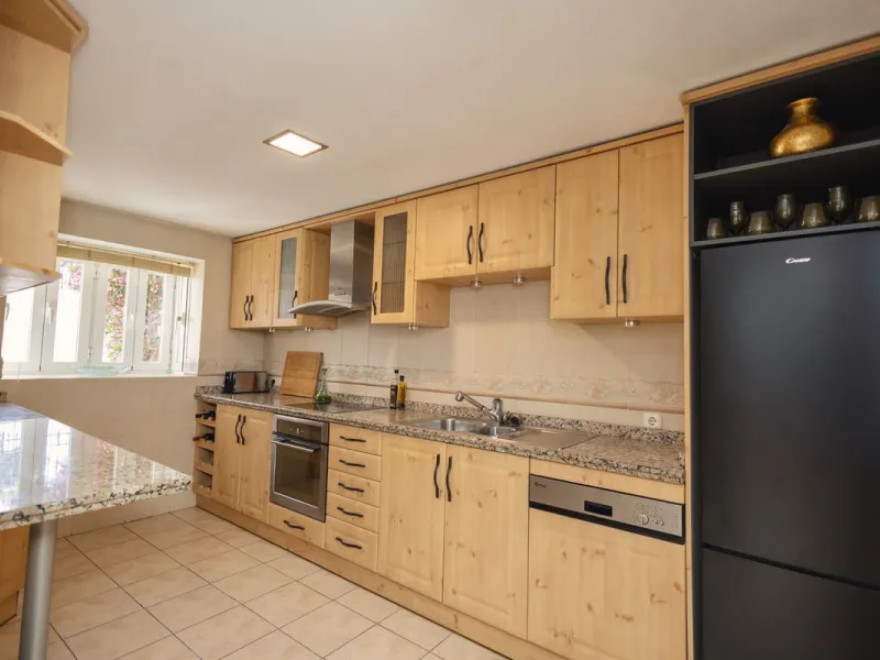 House - Townhouse в продаже в Mijas, Málaga. В доме 4 спален и 5 ванных комнат. Площадь дома 260 м²