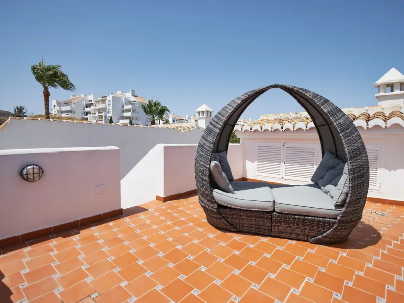House - Townhouse в продаже в Mijas, Málaga. В доме 4 спален и 5 ванных комнат. Площадь дома 260 м²