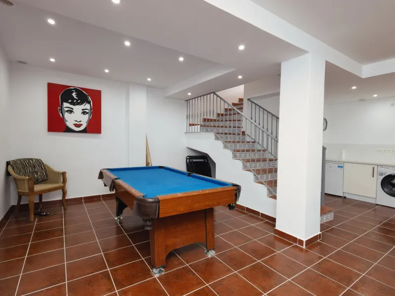 House - Townhouse в продаже в Mijas, Málaga. В доме 4 спален и 5 ванных комнат. Площадь дома 260 м²