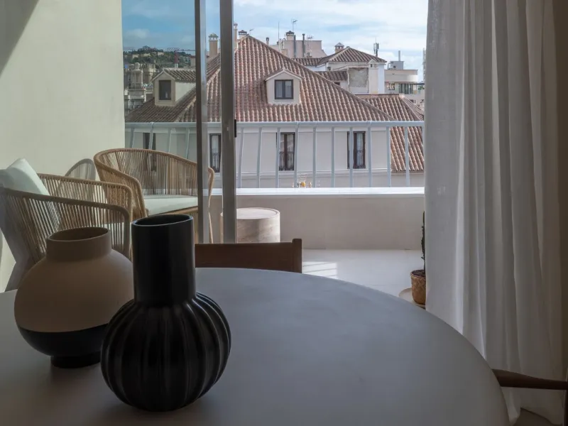 COMPLETELY RENOVATED APARTMENT IN THE BEST AREA OF MALAGA