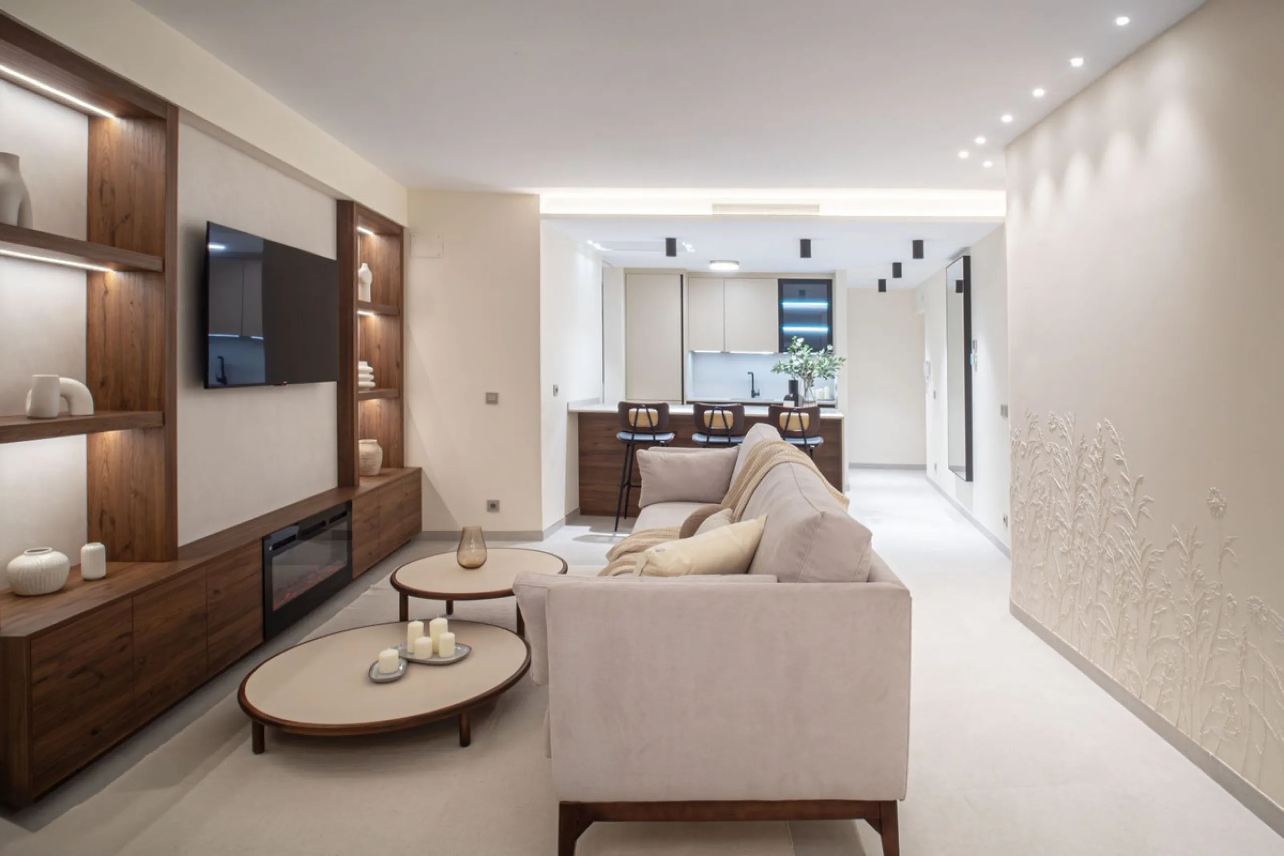 COMPLETELY RENOVATED APARTMENT IN THE BEST AREA OF MALAGA