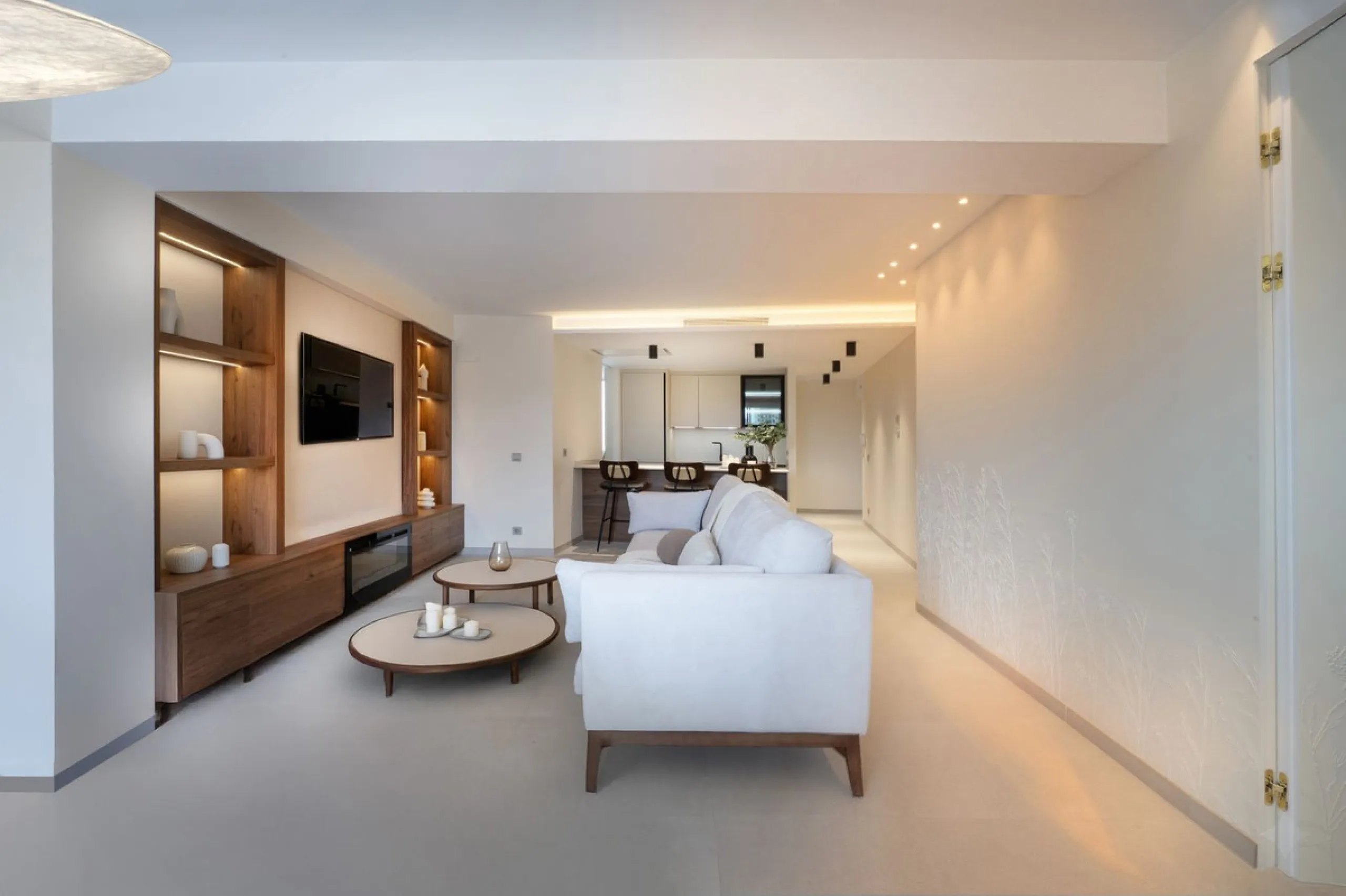 COMPLETELY RENOVATED APARTMENT IN THE BEST AREA OF MALAGA