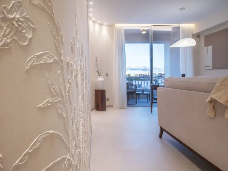 COMPLETELY RENOVATED APARTMENT IN THE BEST AREA OF MALAGA