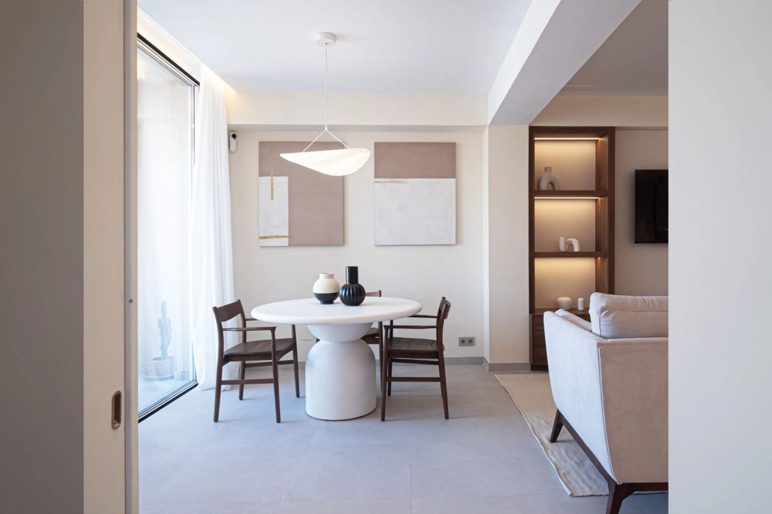 COMPLETELY RENOVATED APARTMENT IN THE BEST AREA OF MALAGA
