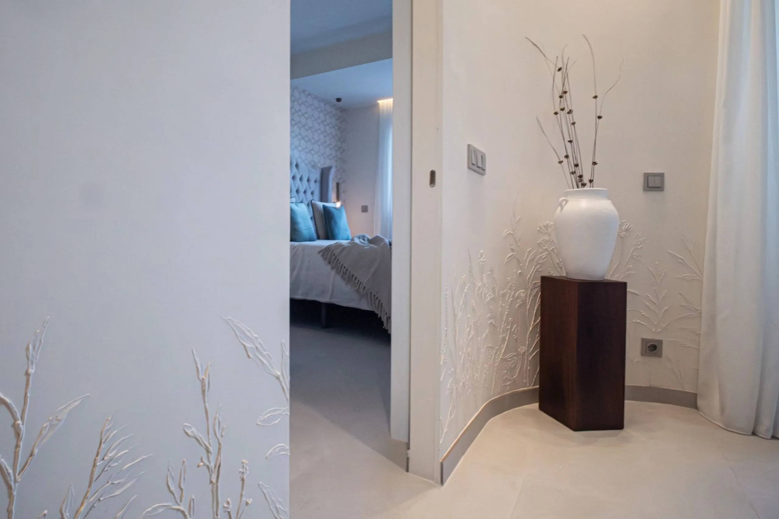 COMPLETELY RENOVATED APARTMENT IN THE BEST AREA OF MALAGA