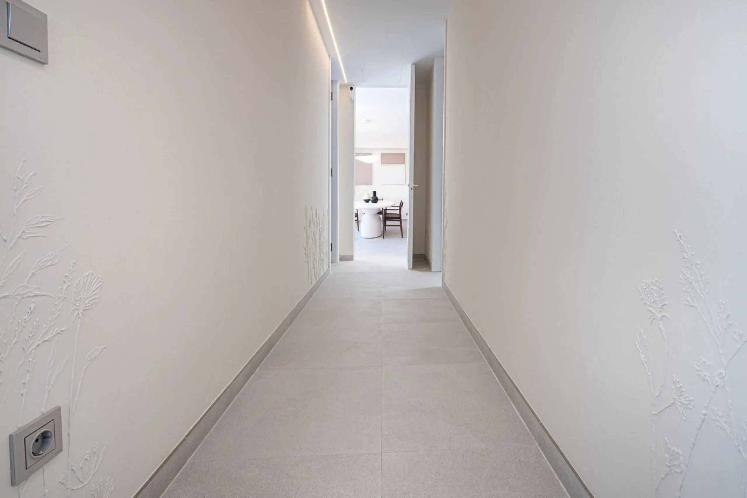 COMPLETELY RENOVATED APARTMENT IN THE BEST AREA OF MALAGA