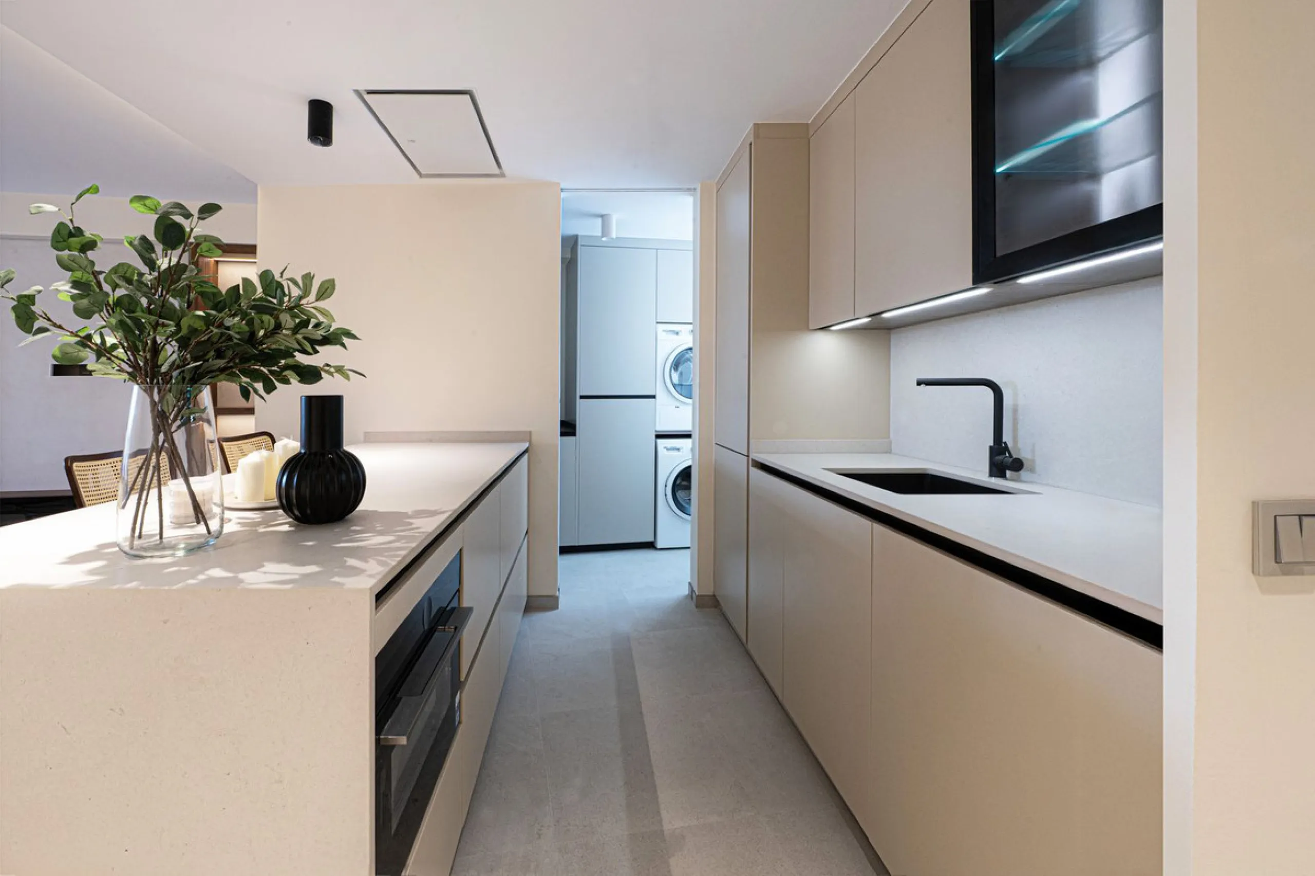 COMPLETELY RENOVATED APARTMENT IN THE BEST AREA OF MALAGA
