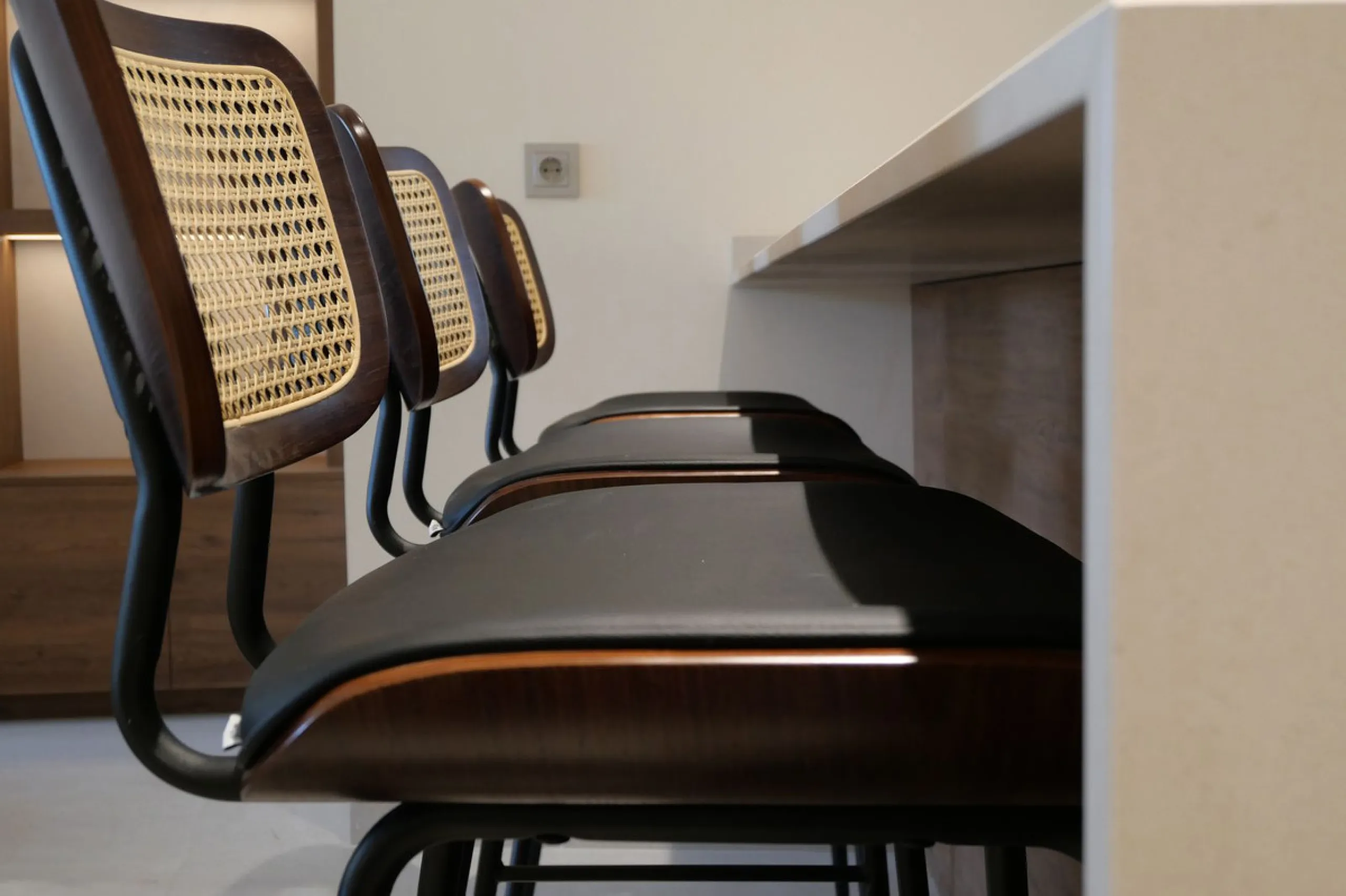COMPLETELY RENOVATED APARTMENT IN THE BEST AREA OF MALAGA