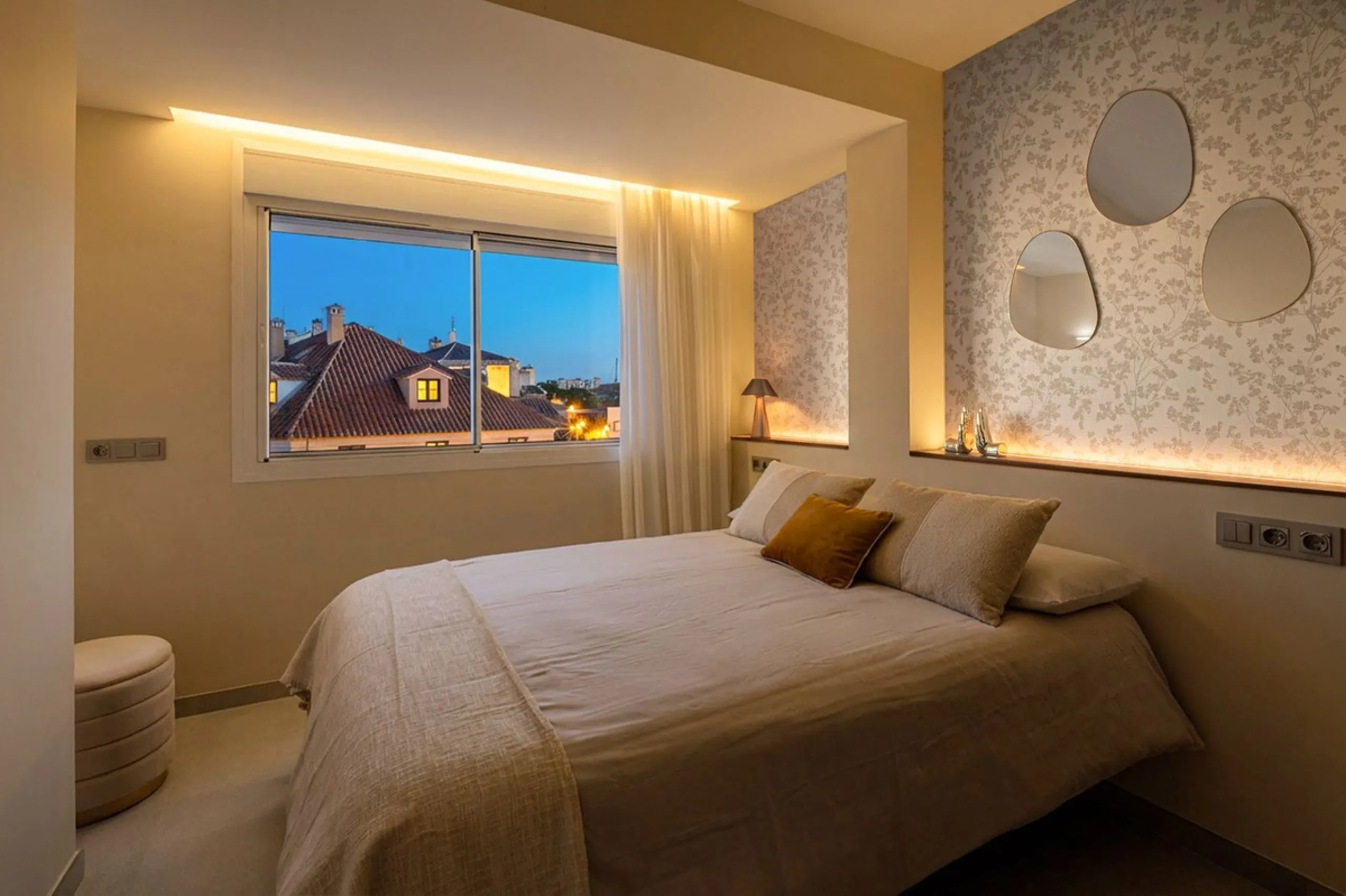 COMPLETELY RENOVATED APARTMENT IN THE BEST AREA OF MALAGA