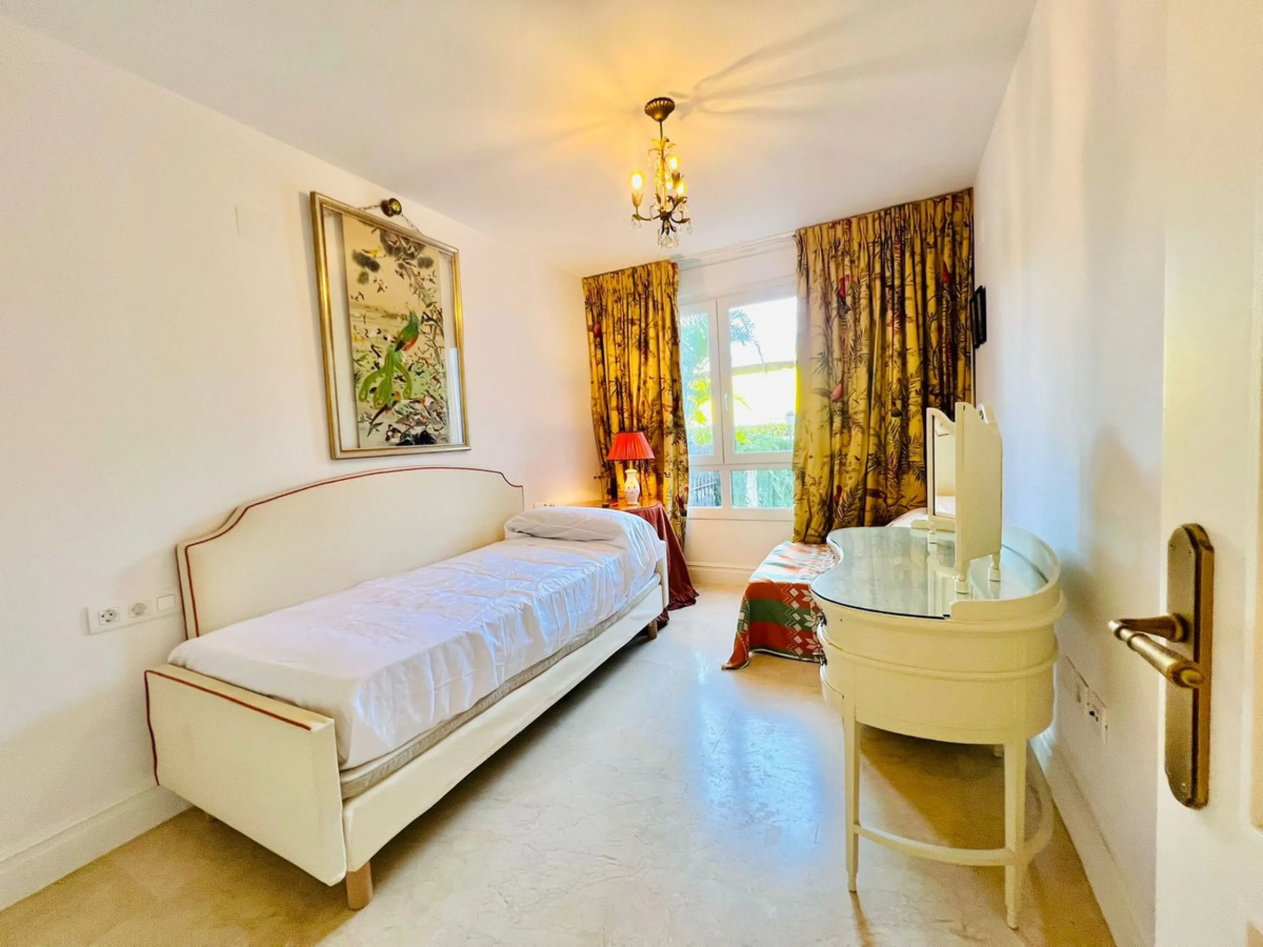 Beachfront Apartment in Las Cañas Beach