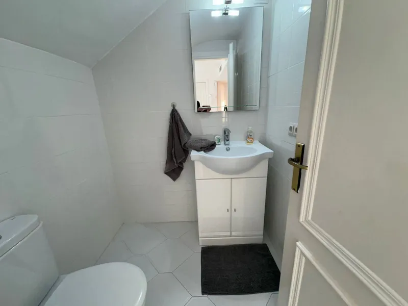 House - Semi-Detached House в продаже в Mijas, Málaga. В доме 3 спален и 3 ванных комнат. Площадь дома 148 м². Площадь участка 215 м²