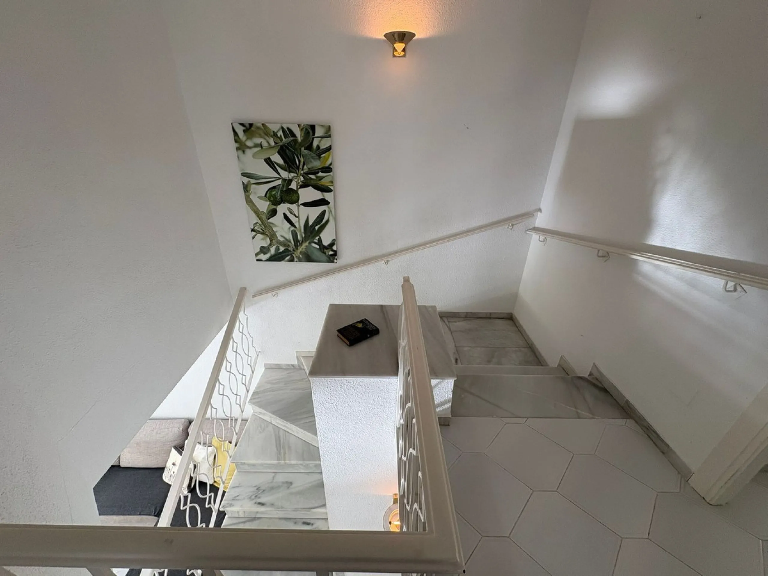 House - Semi-Detached House в продаже в Mijas, Málaga. В доме 3 спален и 3 ванных комнат. Площадь дома 148 м². Площадь участка 215 м²