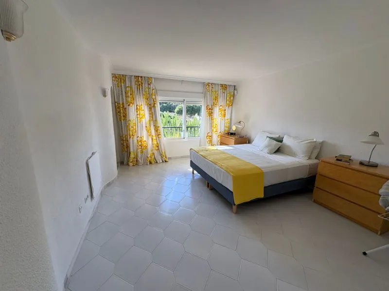 House - Semi-Detached House в продаже в Mijas, Málaga. В доме 3 спален и 3 ванных комнат. Площадь дома 148 м². Площадь участка 215 м²