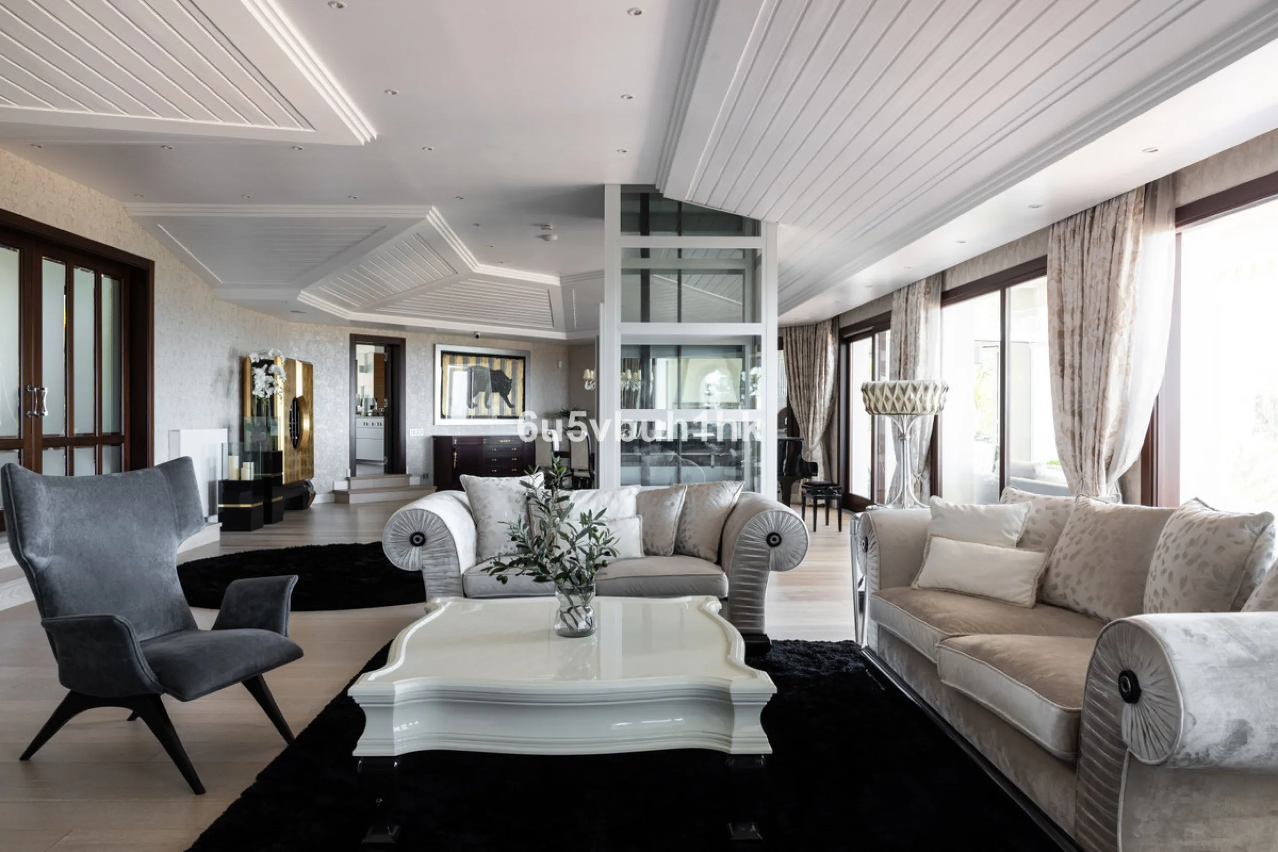 Nestled on a spacious 3,920 square meter plot, this generational Estate boasts a total built area of 842 square meters, spread across four floors with an elevator, located in one of Marbella's prime urbanizations. Surrounded by the lush nature of Las Chap