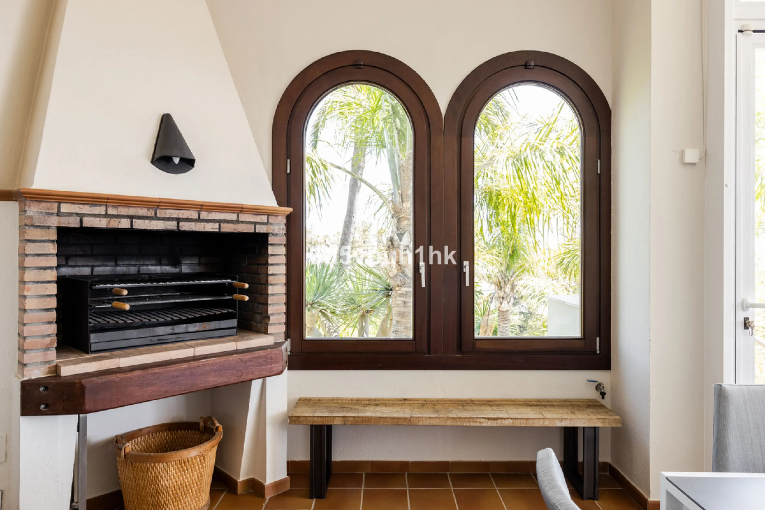 Nestled on a spacious 3,920 square meter plot, this generational Estate boasts a total built area of 842 square meters, spread across four floors with an elevator, located in one of Marbella's prime urbanizations. Surrounded by the lush nature of Las Chap