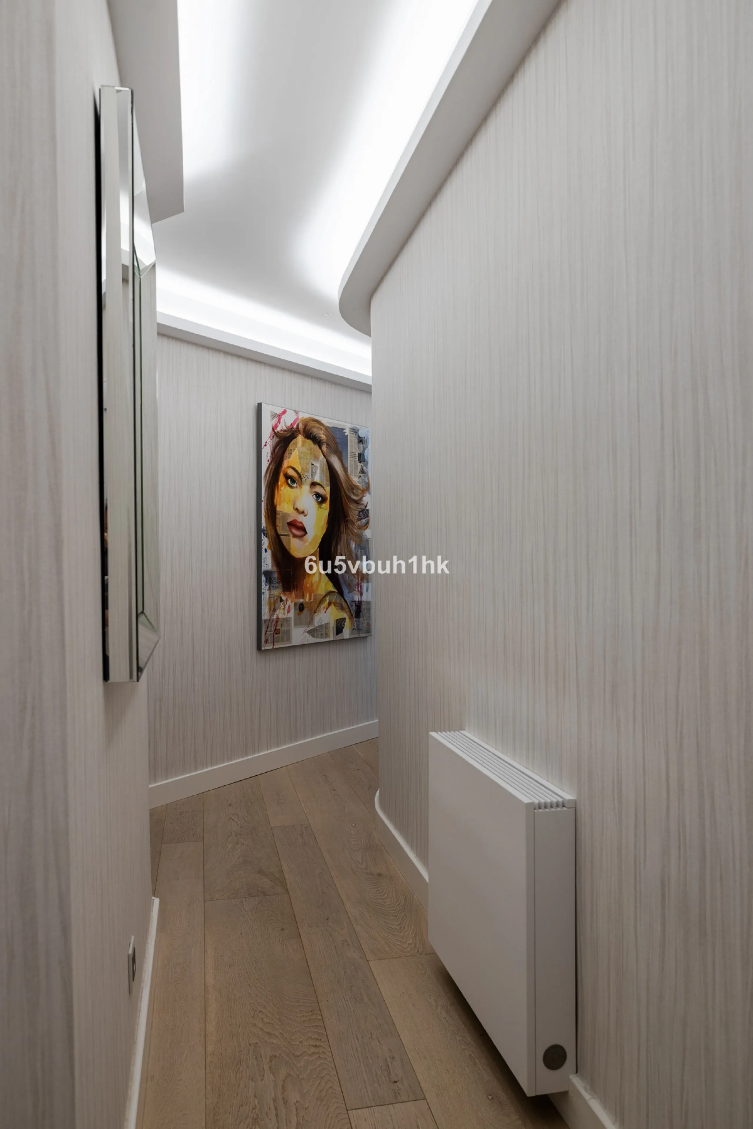 Nestled on a spacious 3,920 square meter plot, this generational Estate boasts a total built area of 842 square meters, spread across four floors with an elevator, located in one of Marbella's prime urbanizations. Surrounded by the lush nature of Las Chap