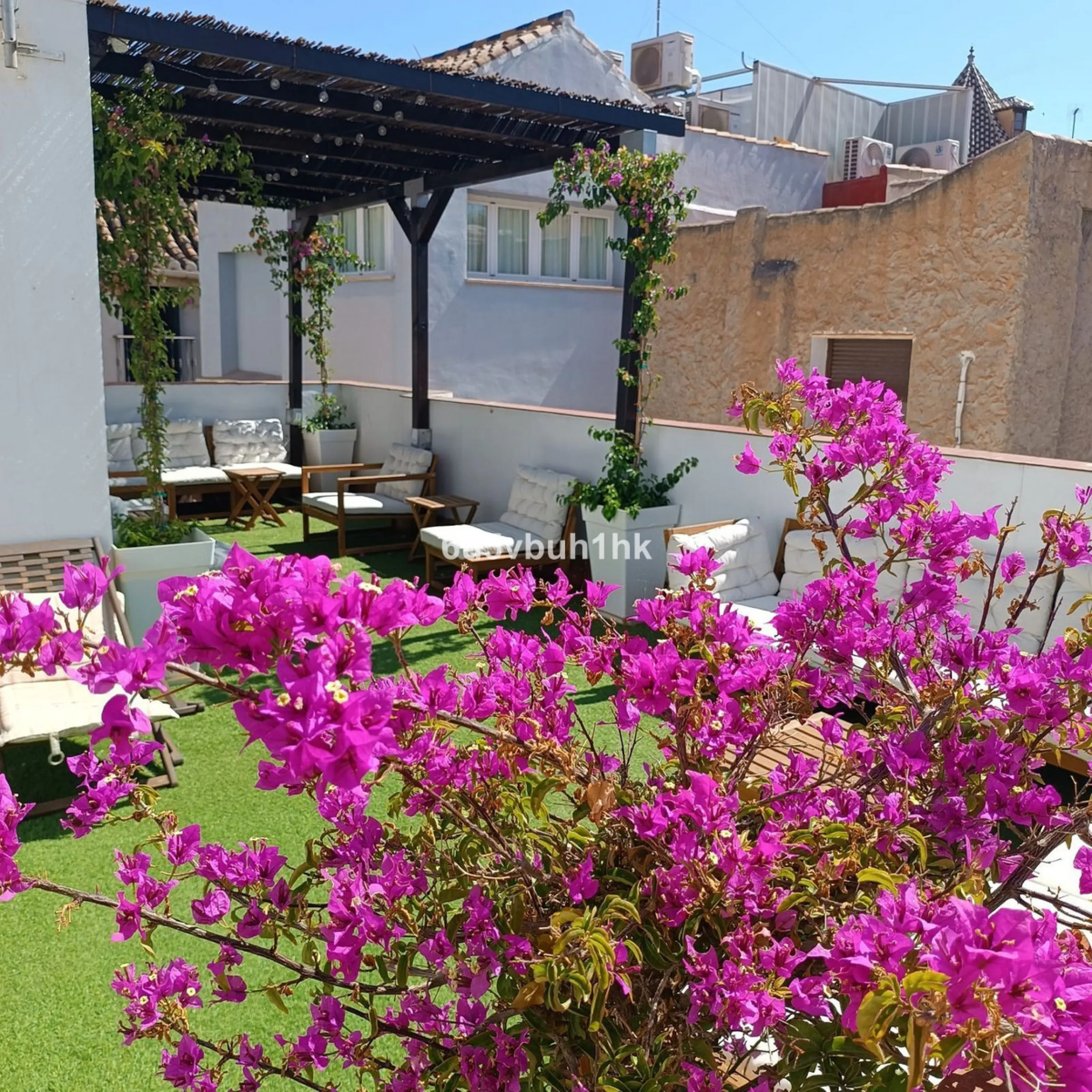 This exceptional building, tucked just behind one of Málaga's most iconic streets — Calle Nueva — is now available for a new owner.