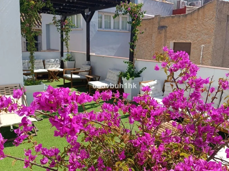 This exceptional building, tucked just behind one of Málaga's most iconic streets — Calle Nueva — is now available for a new owner.
