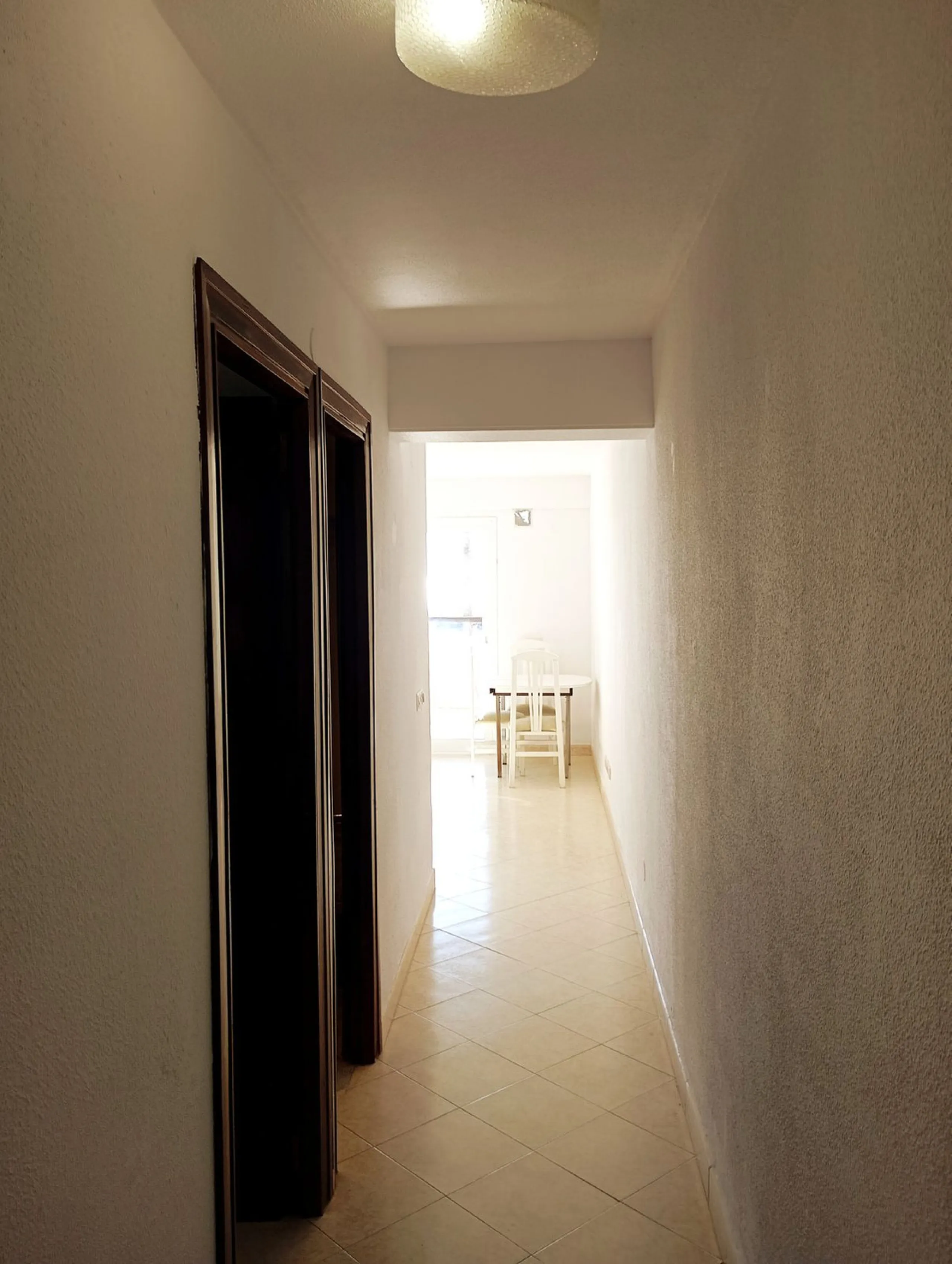 This apartment is located in one of the most sought after areas in Marbella, a few meters from the sea and with shops bars and resturants within meters of the building a superb holiday home / investment, Must be seen!