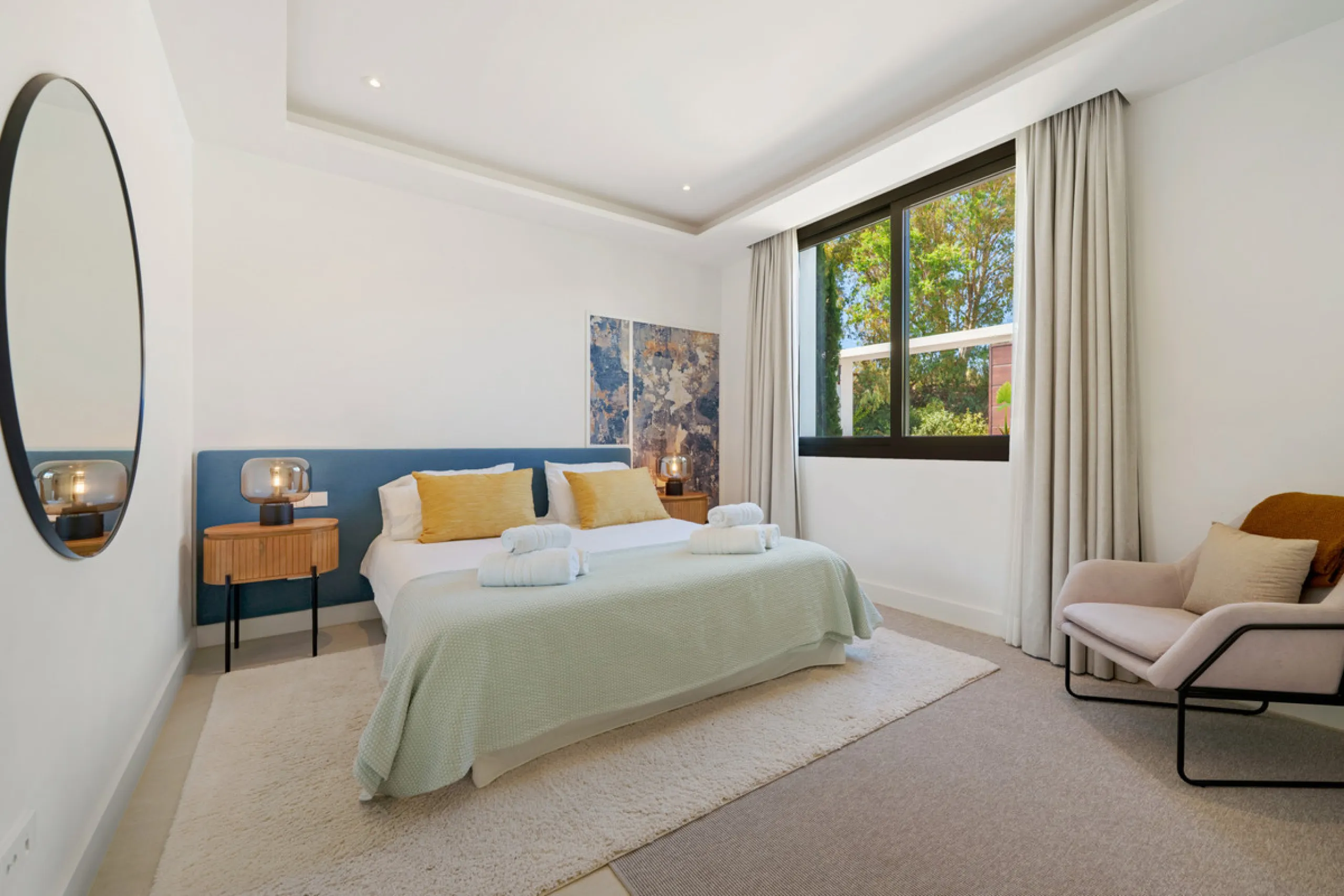 Nestled in the prestigious Altos de Puente Romano on Marbella's Golden Mile, Villa Romano is the epitome of modern Mediterranean luxury. This striking six-bedroom, six-bathroom residence blends sleek contemporary architecture with warm natural tones, crea