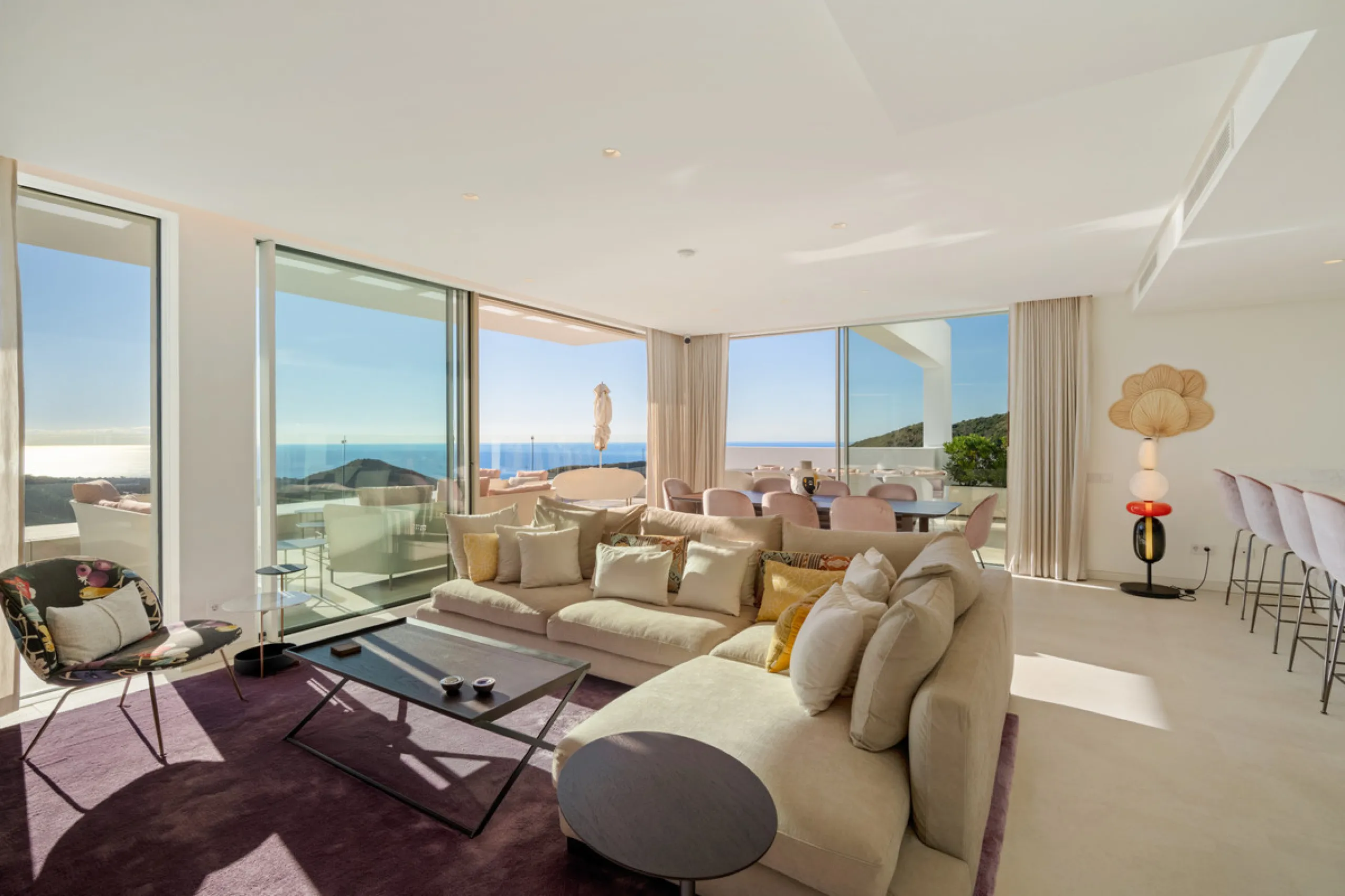 This exceptional duplex penthouse occupies one of the best positions within the exclusive Palo Alto community in Ojén, offering unobstructed panoramic sea views across the Mediterranean coastline.