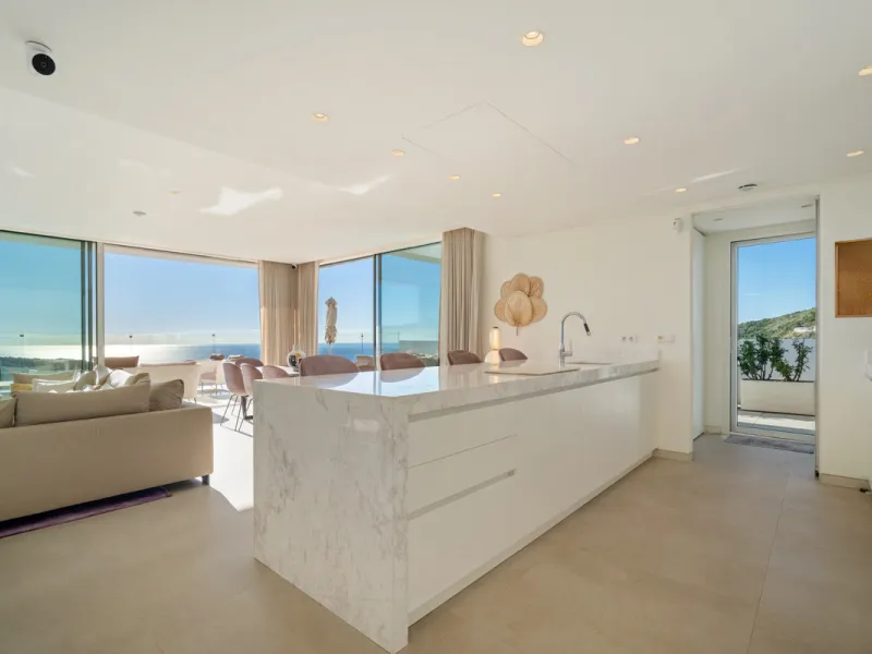 This exceptional duplex penthouse occupies one of the best positions within the exclusive Palo Alto community in Ojén, offering unobstructed panoramic sea views across the Mediterranean coastline.