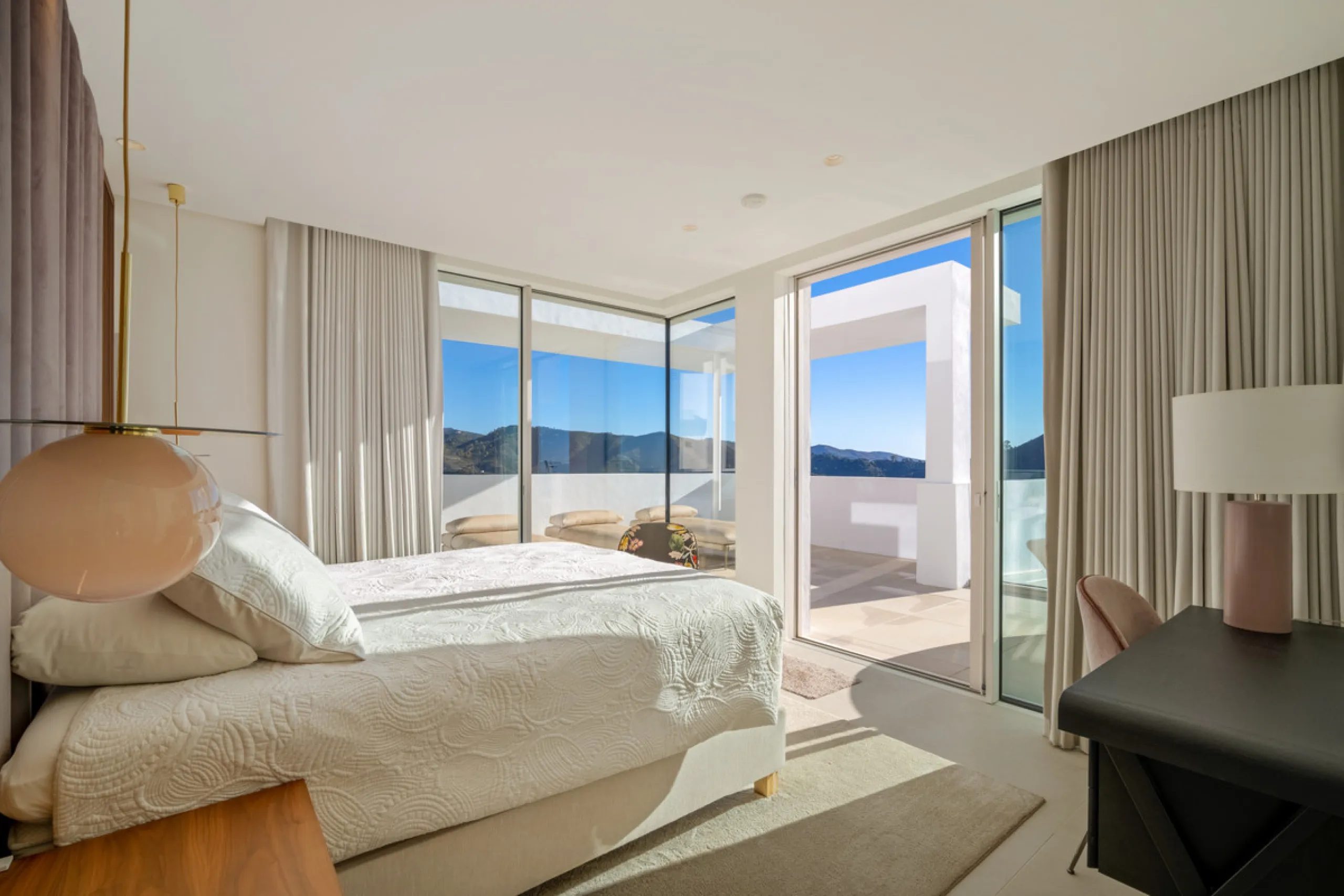 This exceptional duplex penthouse occupies one of the best positions within the exclusive Palo Alto community in Ojén, offering unobstructed panoramic sea views across the Mediterranean coastline.