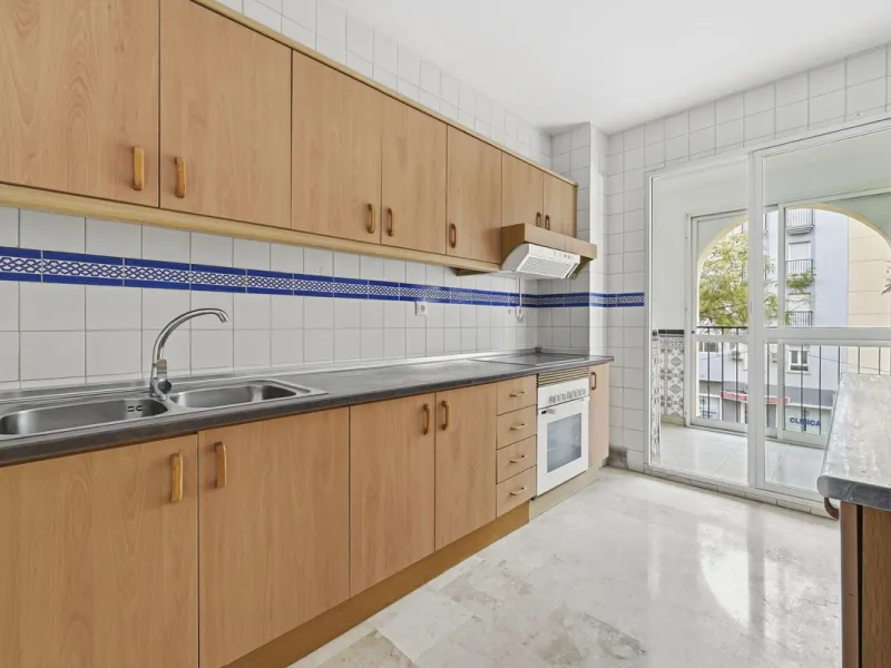 ✨Spacious apartment 200m from the sea – Fuengirola – Pool & Gardens, ready to move in - Tourist licence in place✨