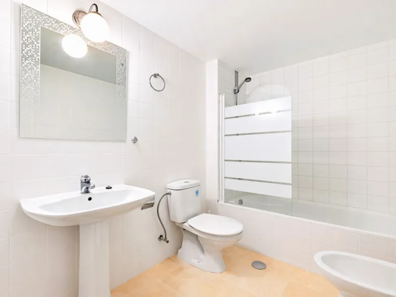 ✨Spacious apartment 200m from the sea – Fuengirola – Pool & Gardens, ready to move in - Tourist licence in place✨