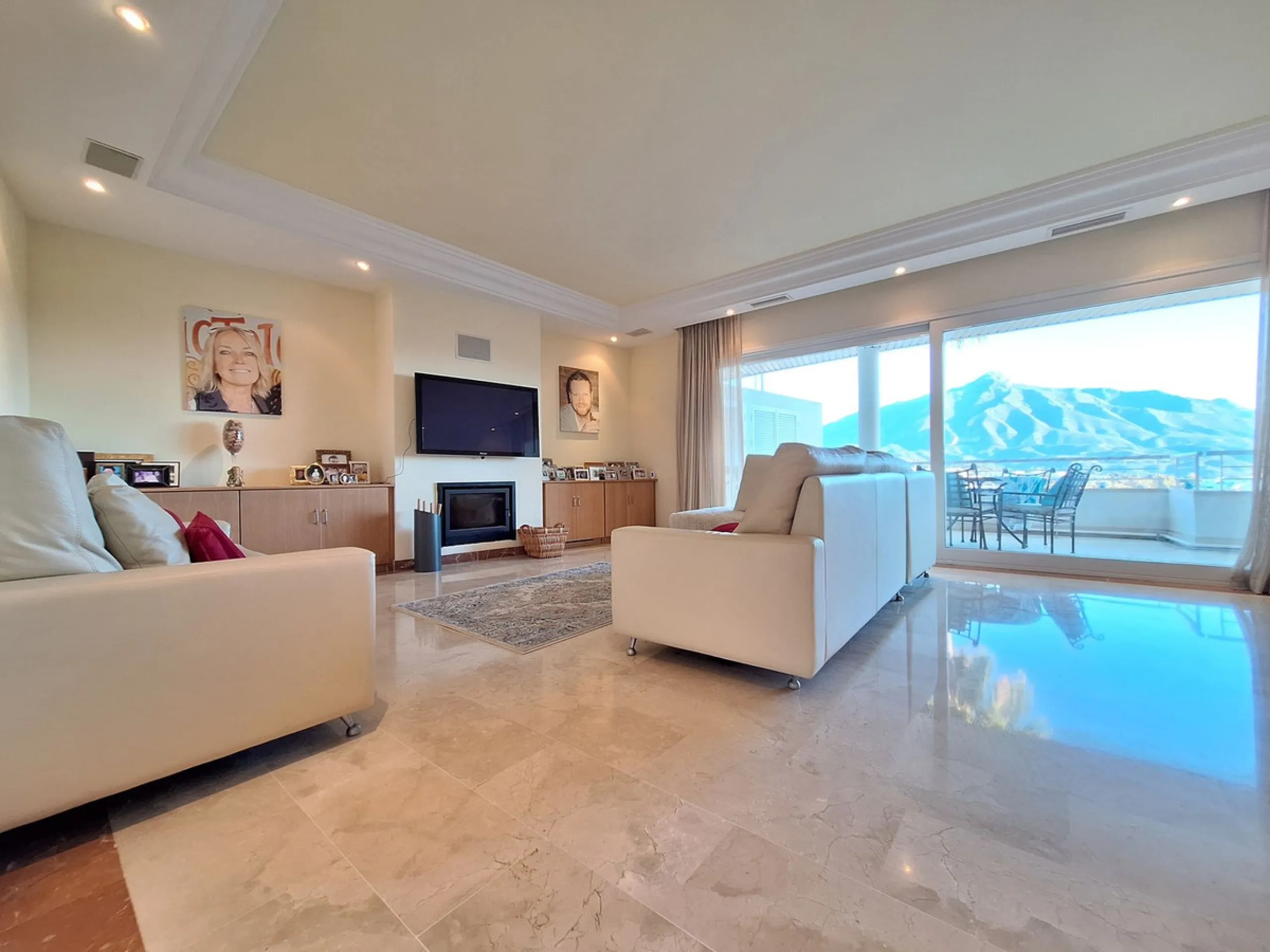 LUXURY EXCLUSIVE URBANISATION  - LA CORNICHE (NUEVA ANDALUCIA)