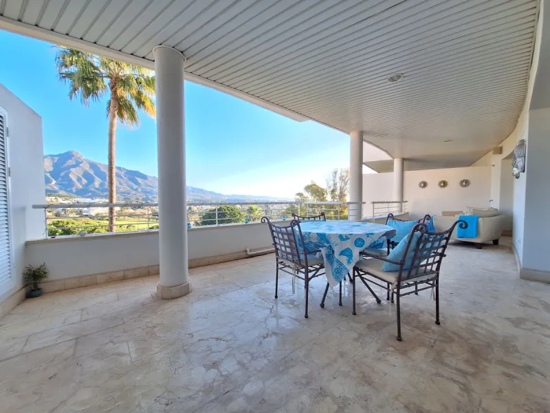 LUXURY EXCLUSIVE URBANISATION  - LA CORNICHE (NUEVA ANDALUCIA)