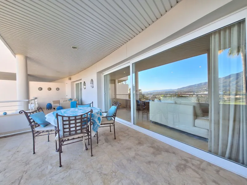 LUXURY EXCLUSIVE URBANISATION  - LA CORNICHE (NUEVA ANDALUCIA)