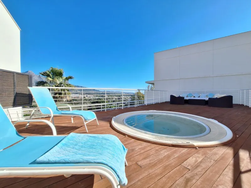 LUXURY EXCLUSIVE URBANISATION  - LA CORNICHE (NUEVA ANDALUCIA)