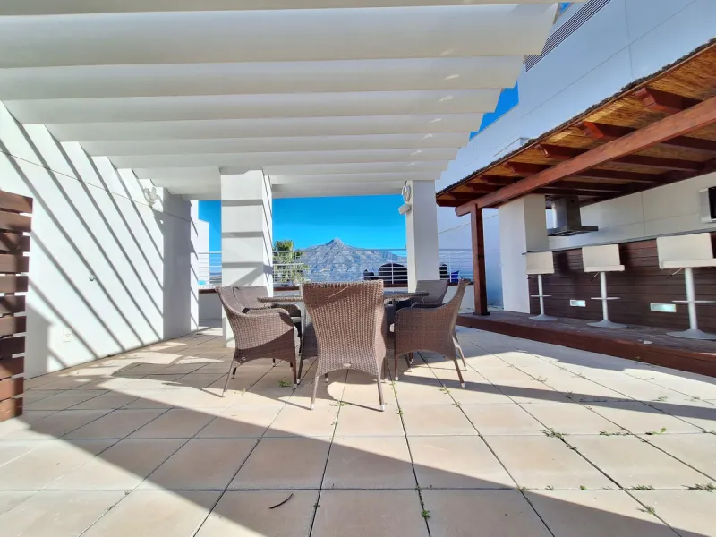 LUXURY EXCLUSIVE URBANISATION  - LA CORNICHE (NUEVA ANDALUCIA)