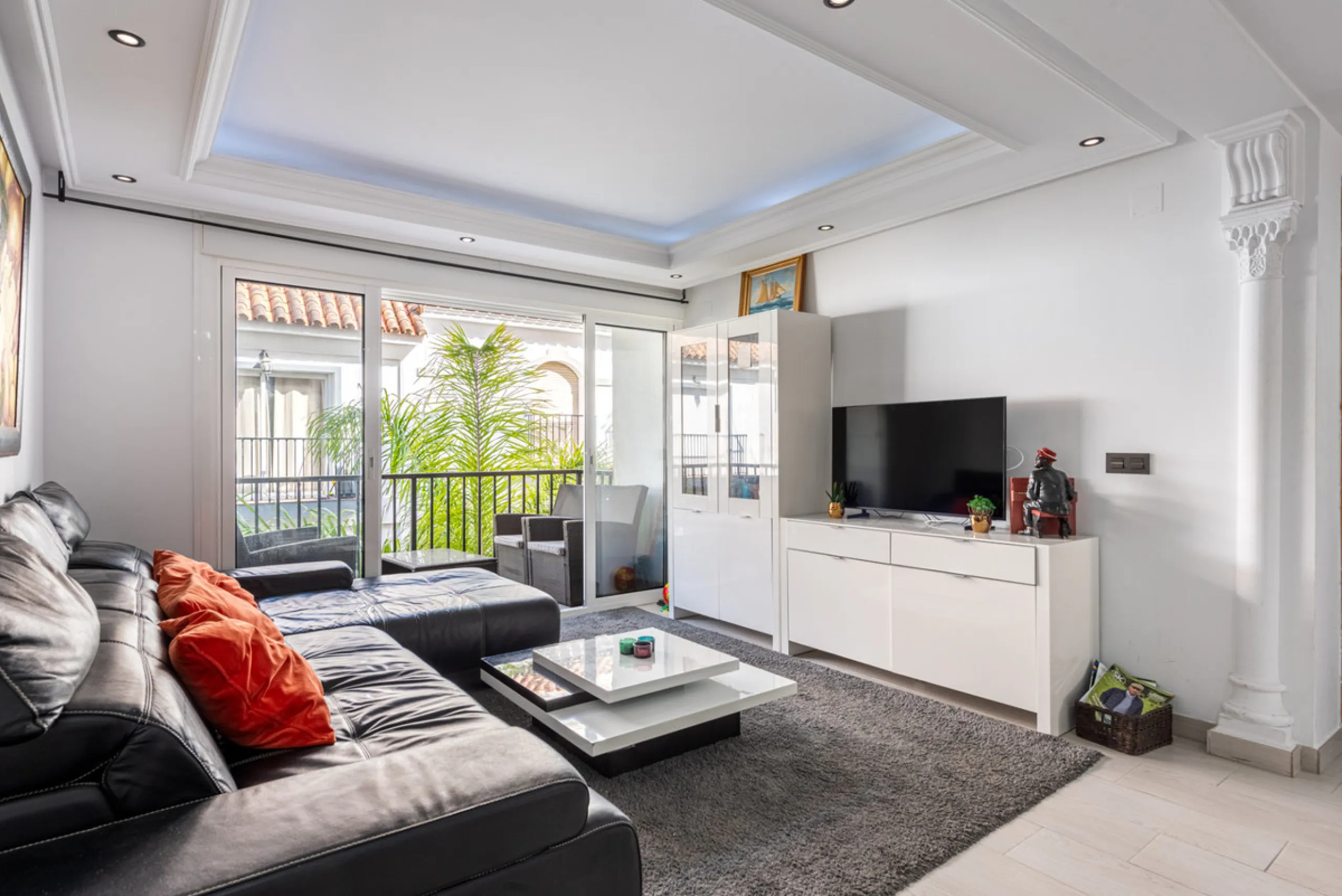 Charming Apartment for Sale in Fuengirola Centro – Prime Location