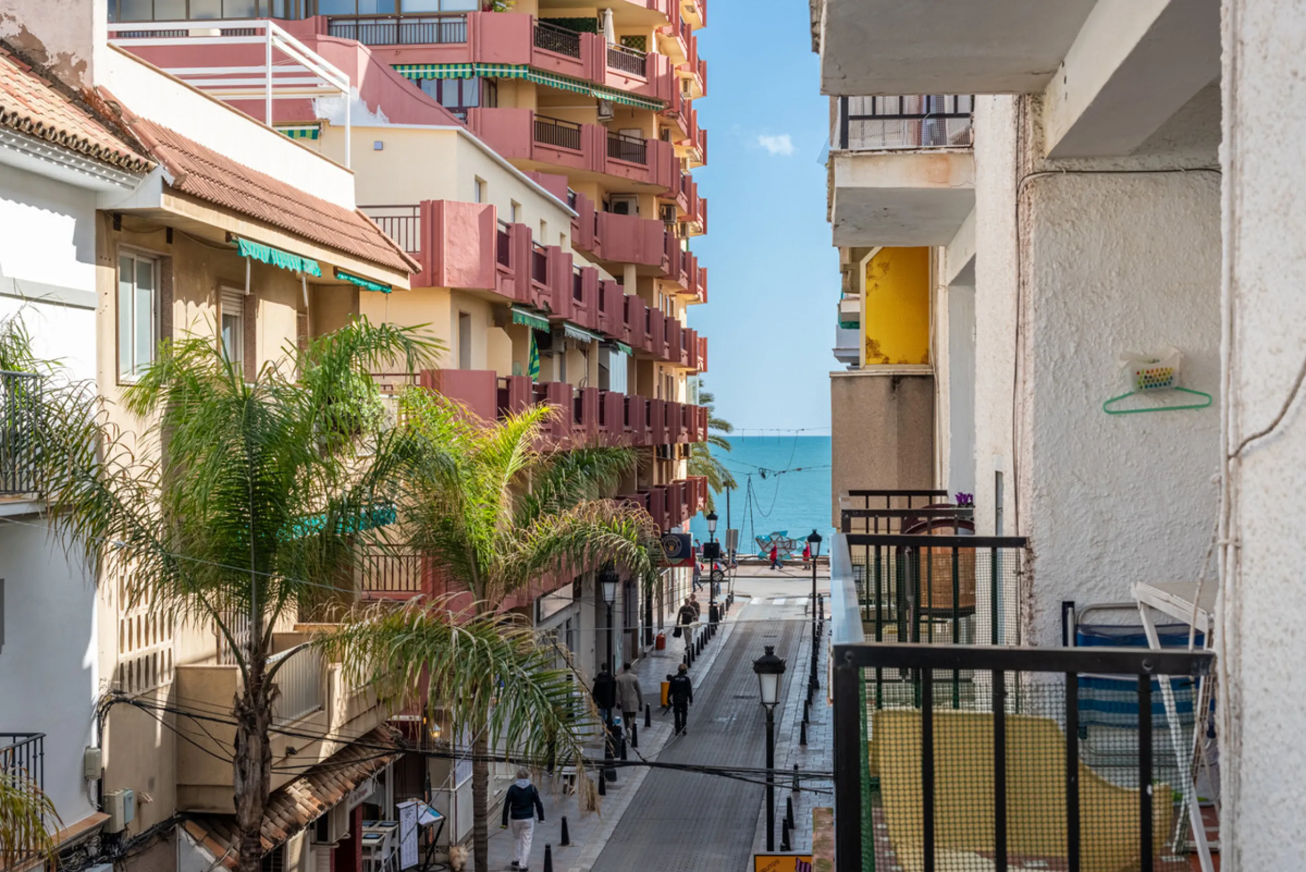 Charming Apartment for Sale in Fuengirola Centro – Prime Location